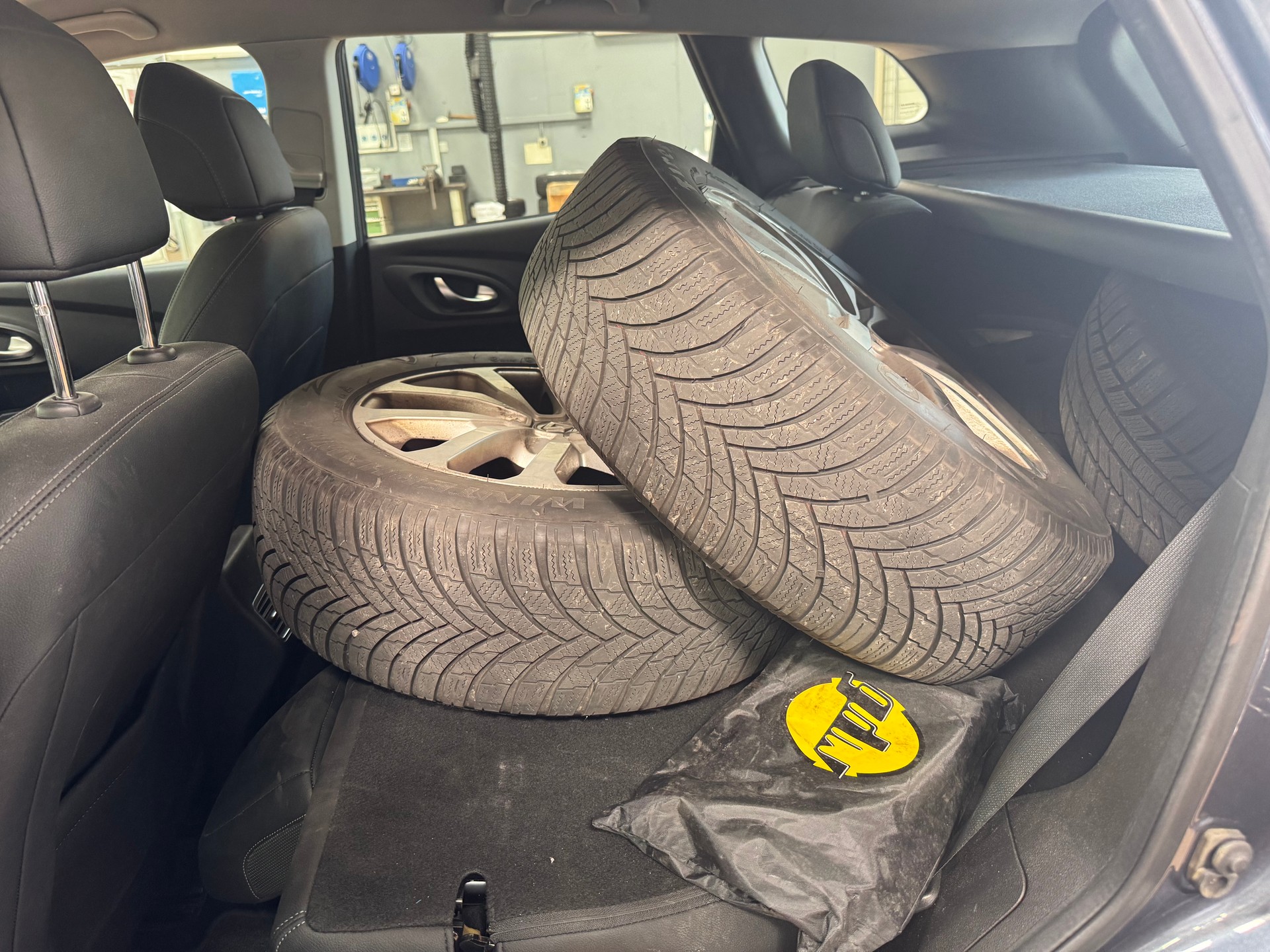 RENAULT Kadjar 1.3 16V Turbo Intens EDC-image-7