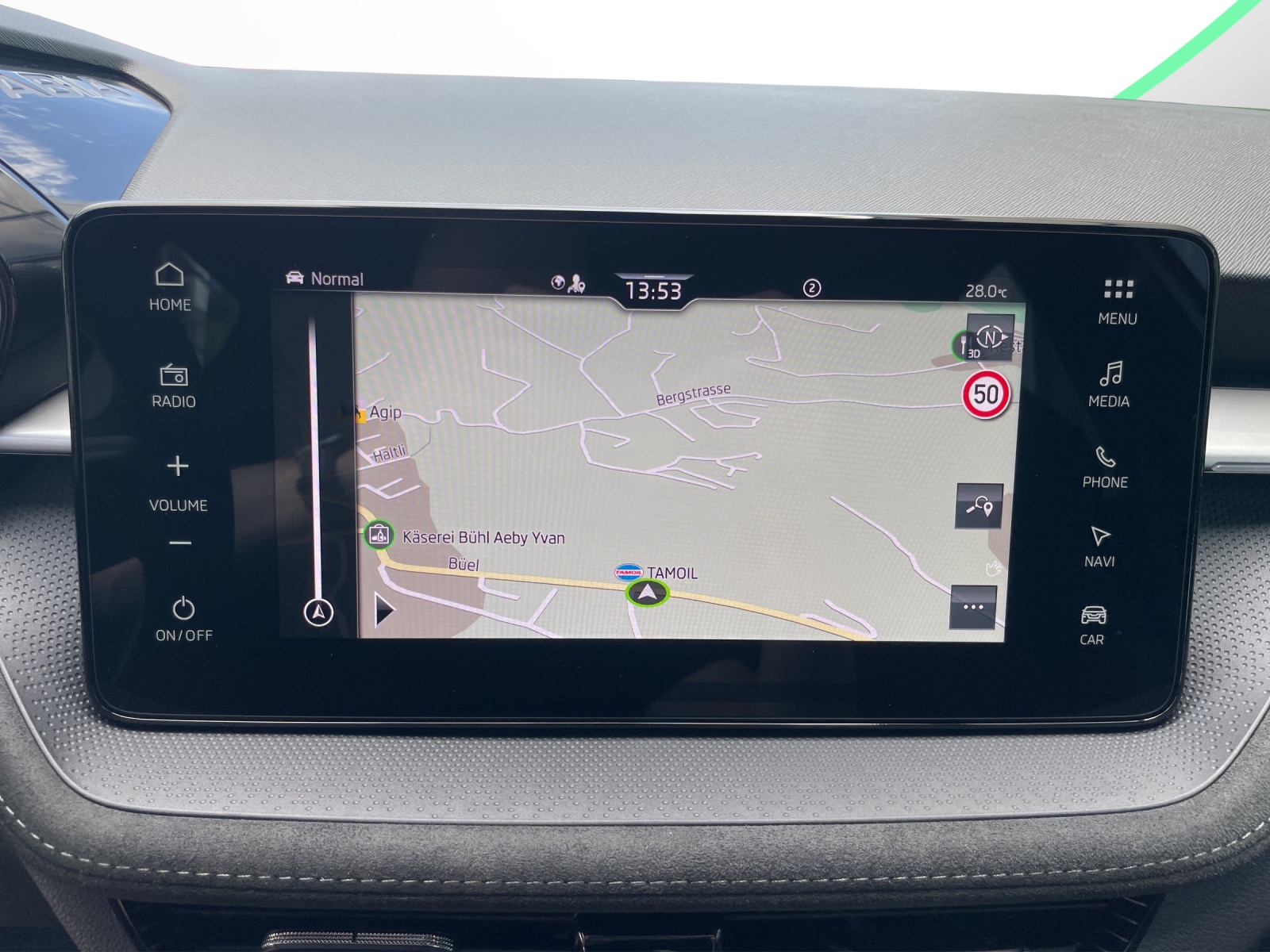 SKODA Fabia 1.0 TSI Dynamic DSG-image-11