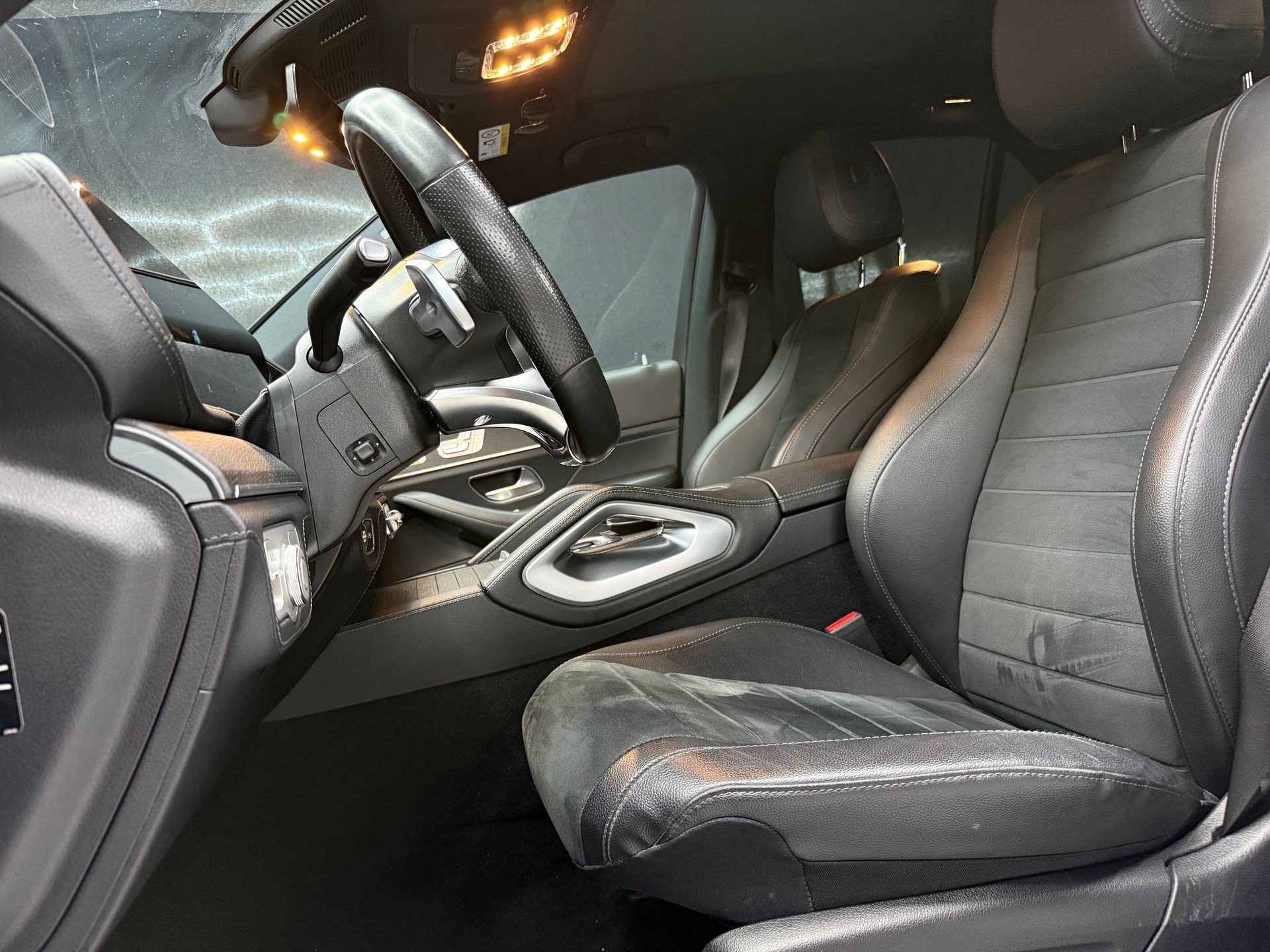 MERCEDES-BENZ GLE 350 d 4Matic AMG Line 9G-Tronic-image-13