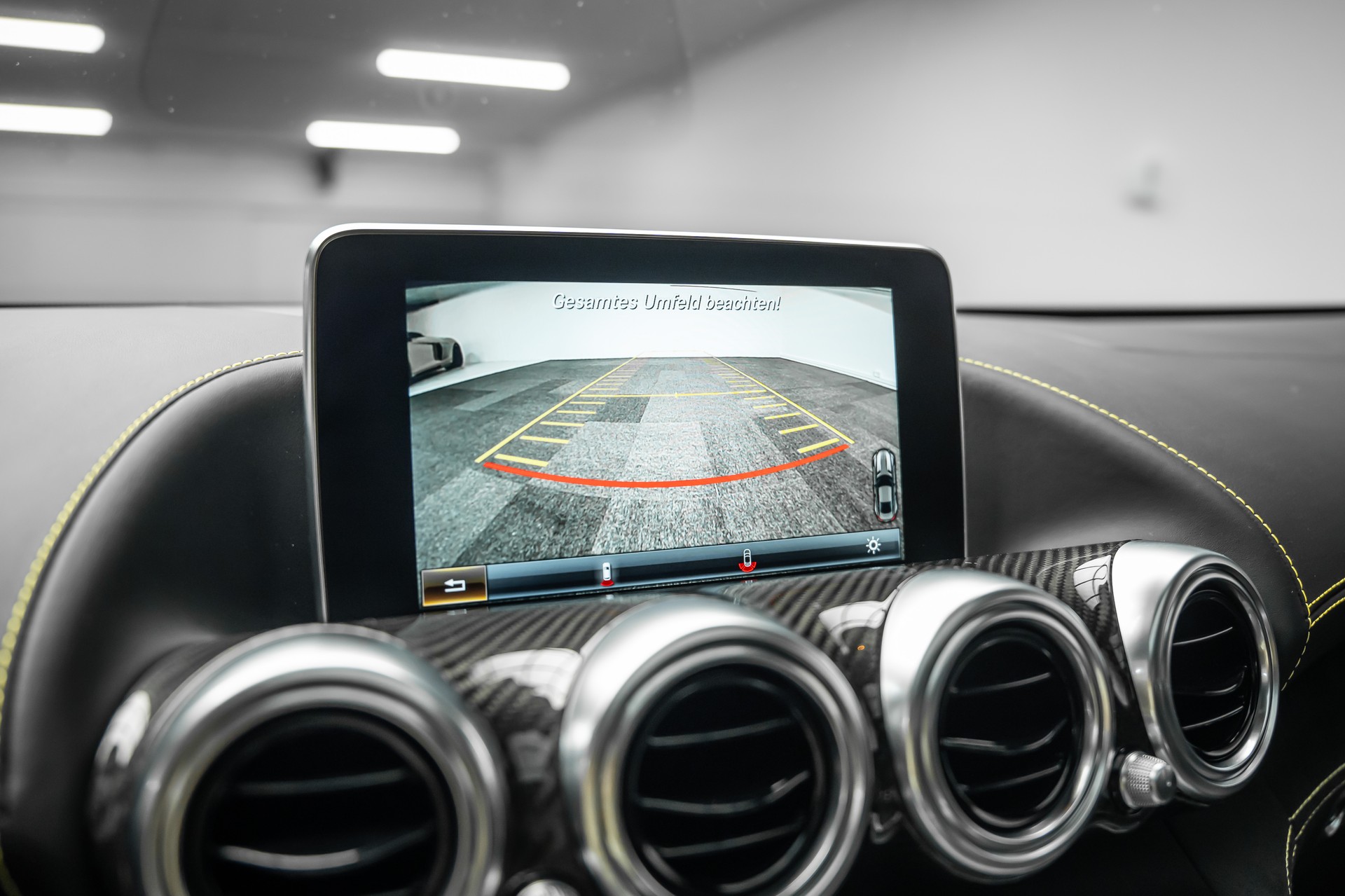 MERCEDES-BENZ * AMG GT C * TOP ZUSTAND * KERAMIK BREMSEN * AMG PERFORMANCE SITZE * LEASING AB 1024.- *-image-32