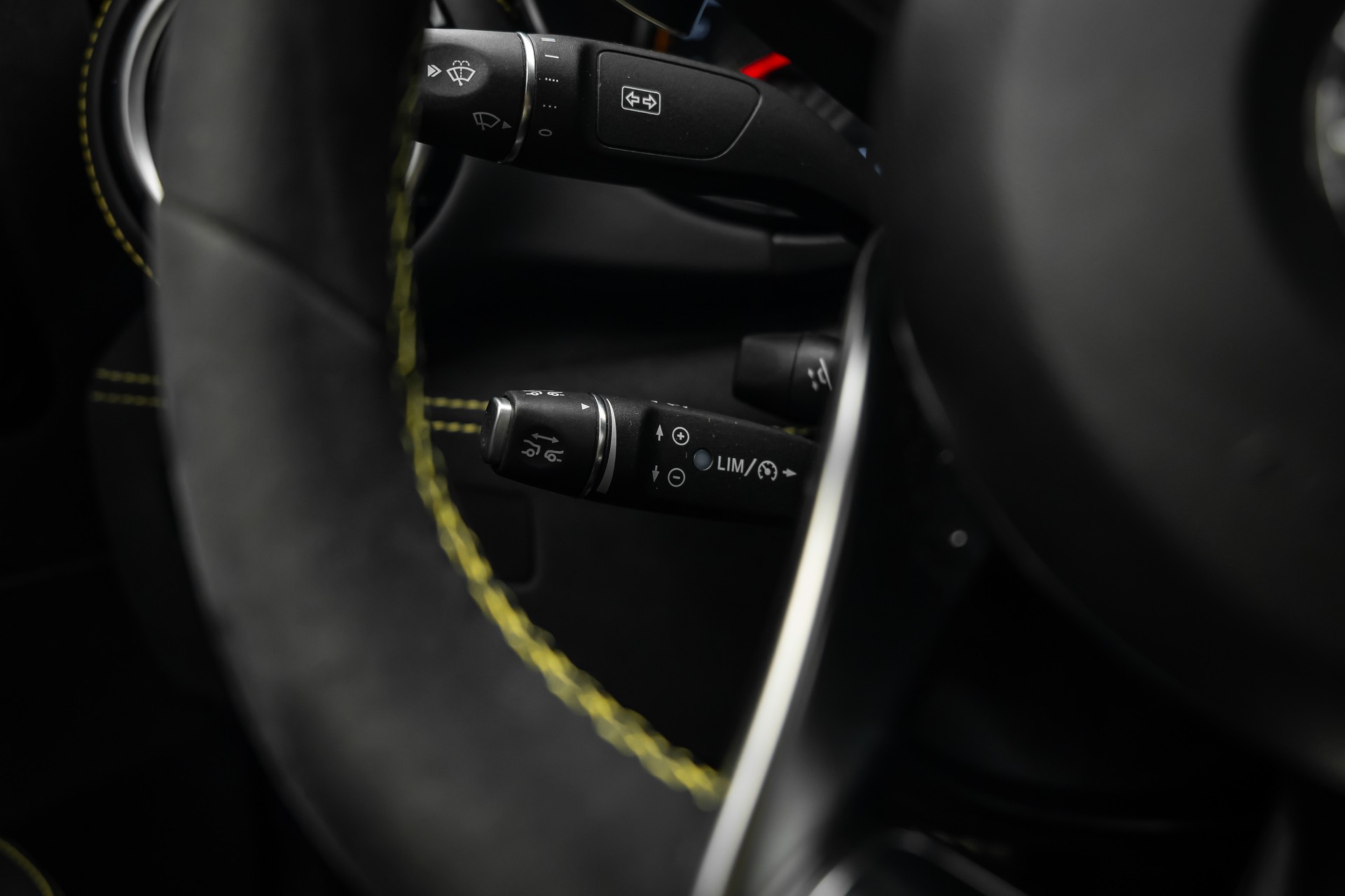 MERCEDES-BENZ * AMG GT C * TOP ZUSTAND * KERAMIK BREMSEN * AMG PERFORMANCE SITZE * LEASING AB 1024.- *-image-27