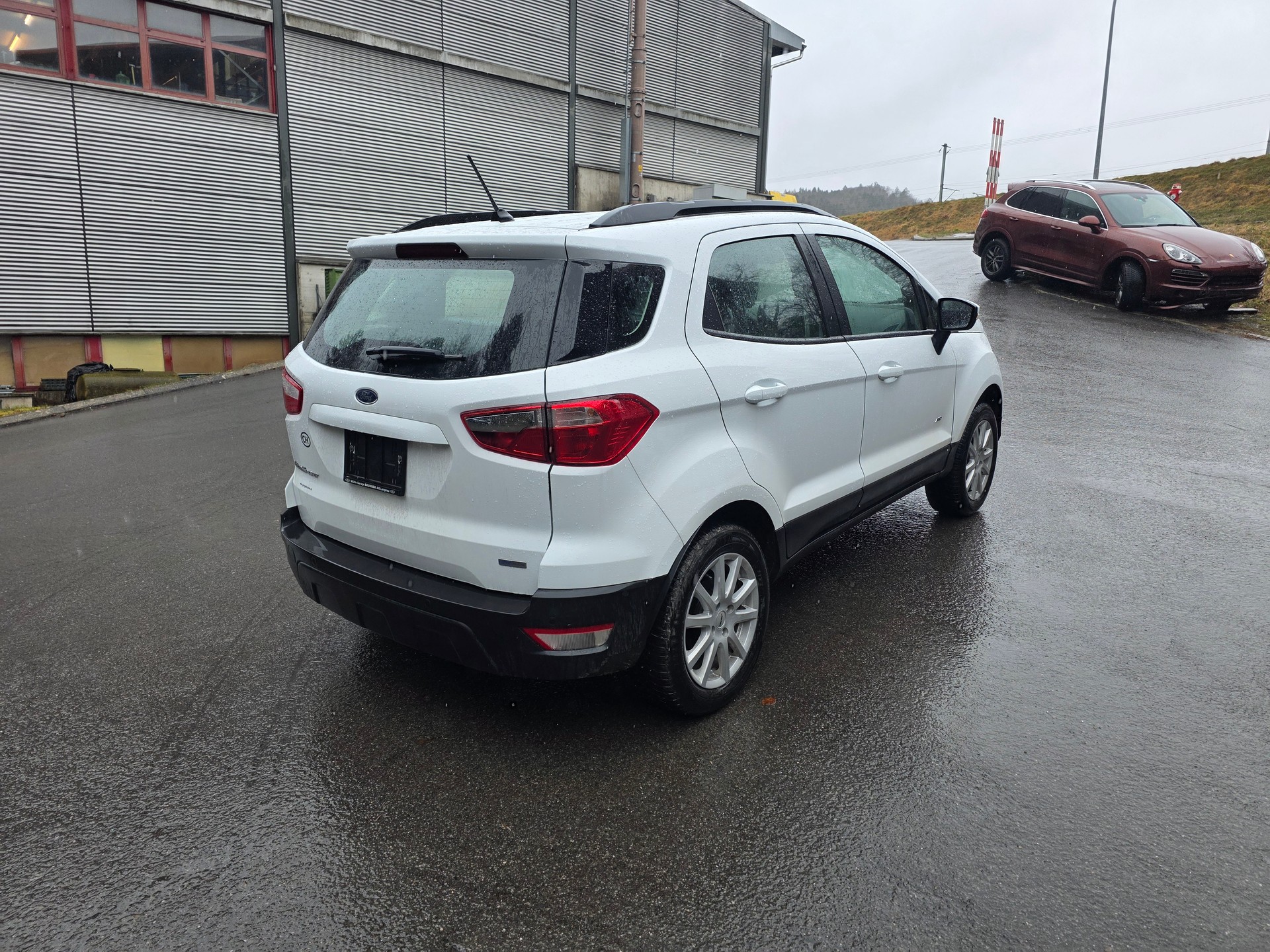 FORD EcoSport 1.5 TDCi Titanium AWD-image-8