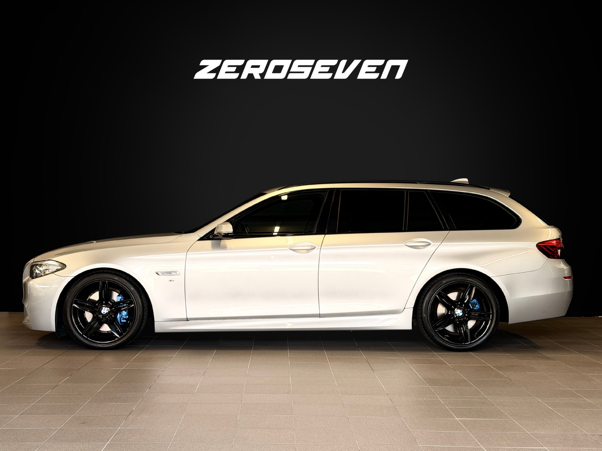 BMW 530d Touring M Sport xDrive Steptronic-showroom-element-2