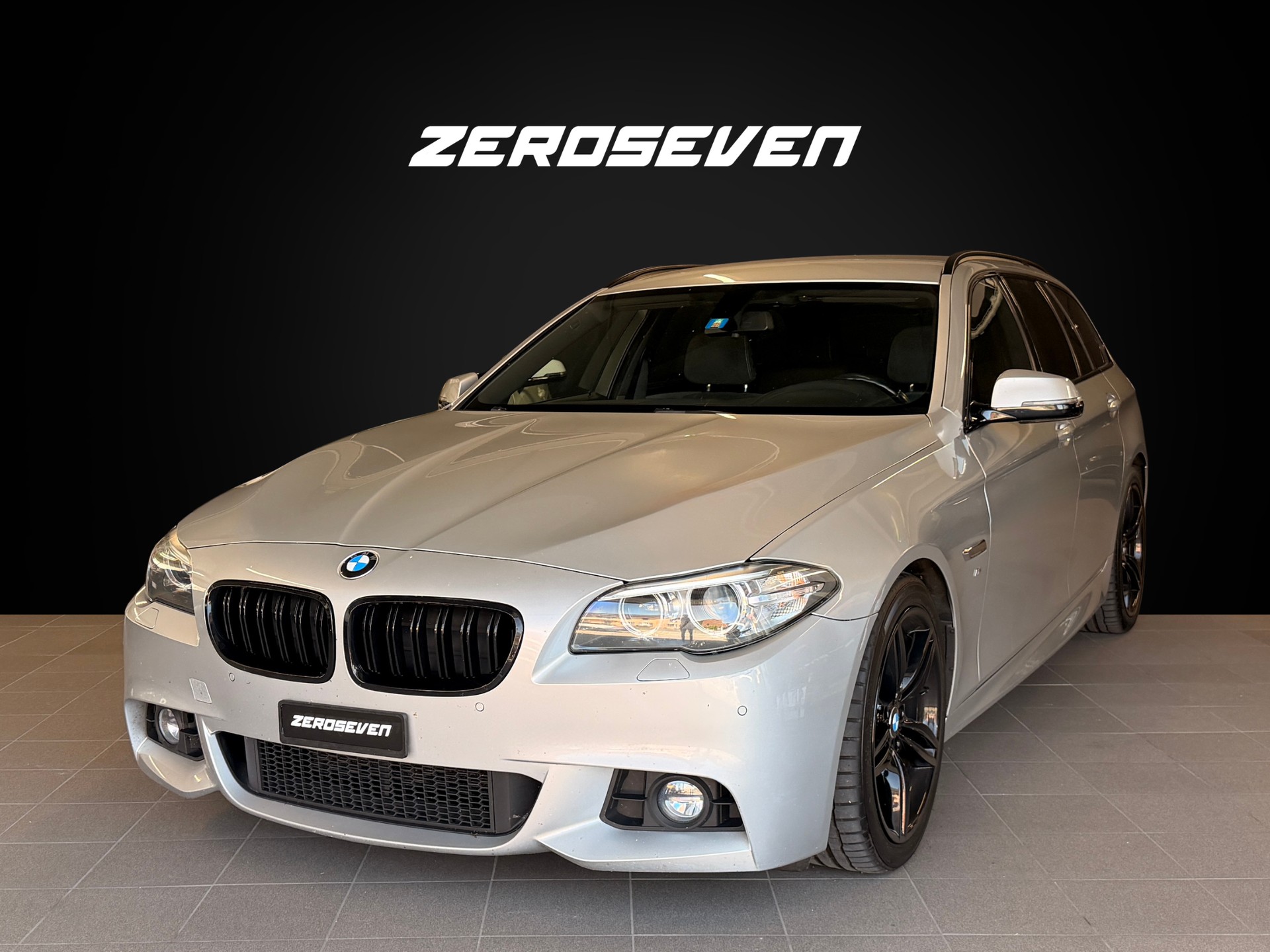 BMW 530d Touring M Sport xDrive Steptronic-image-0