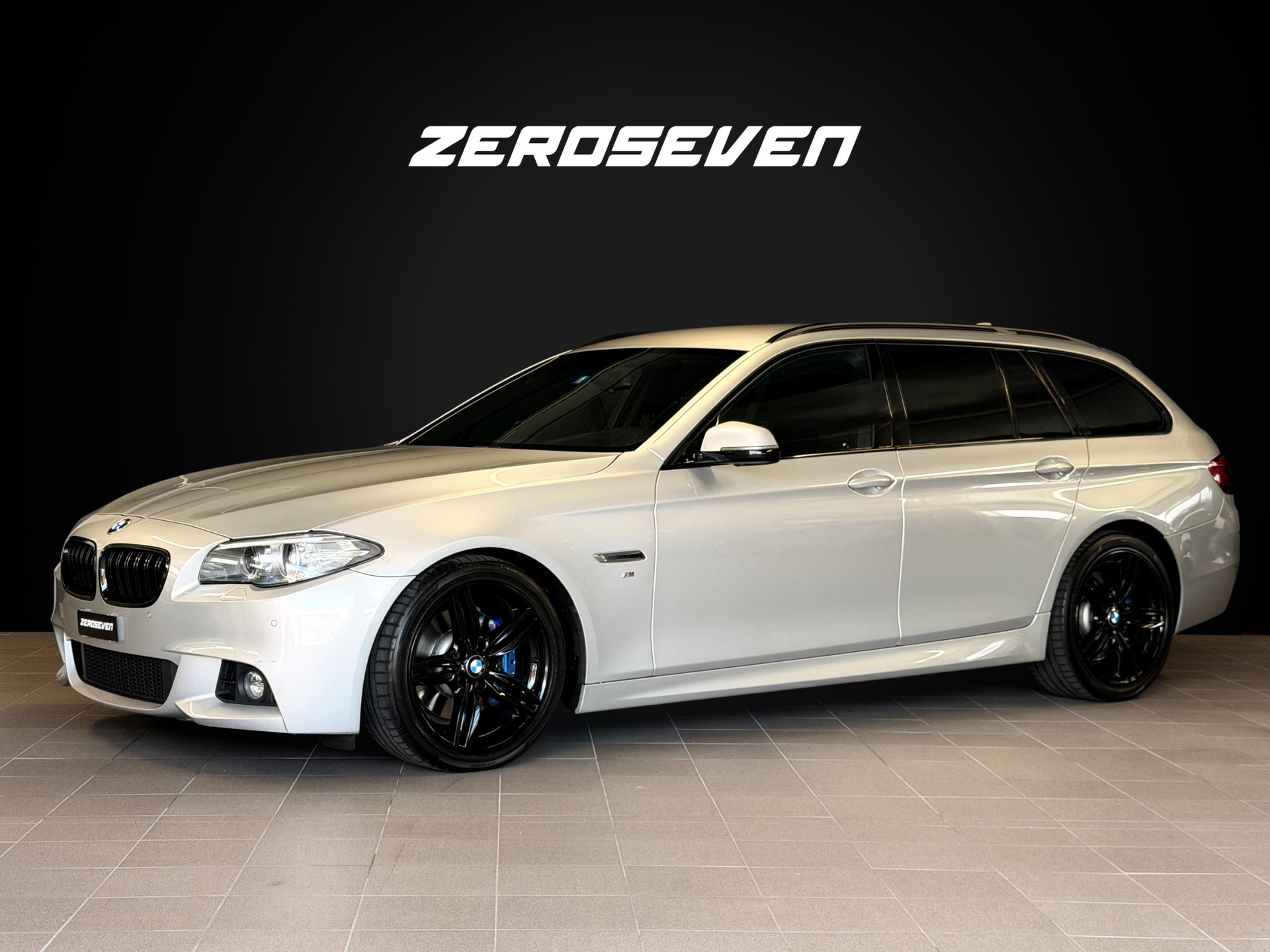 BMW 530d Touring M Sport xDrive Steptronic-showroom-element-1