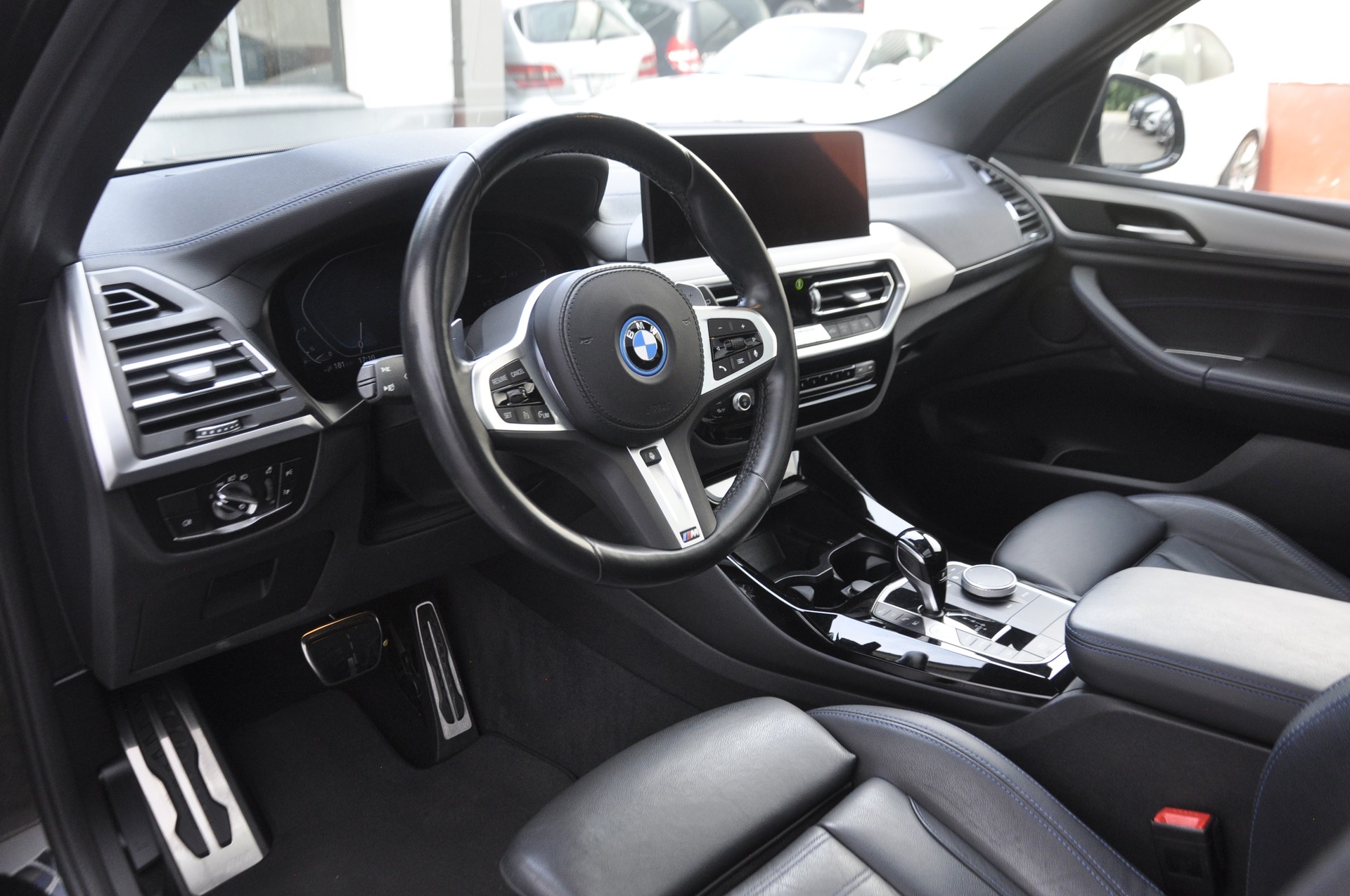 BMW X3 xDrive 30e M Sport I Anhängerkupplung-image-5