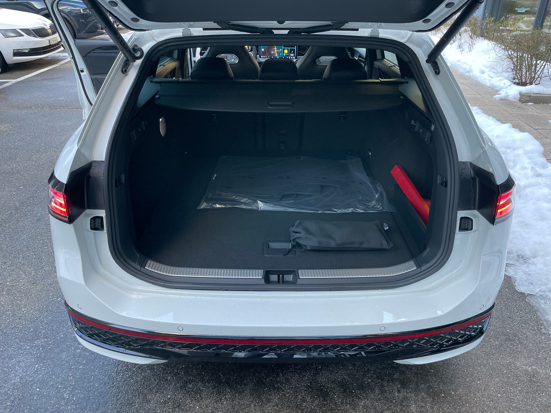 VW Passat Variant 2.0 TDI evo R-Line 4 Motion DSG-image-4