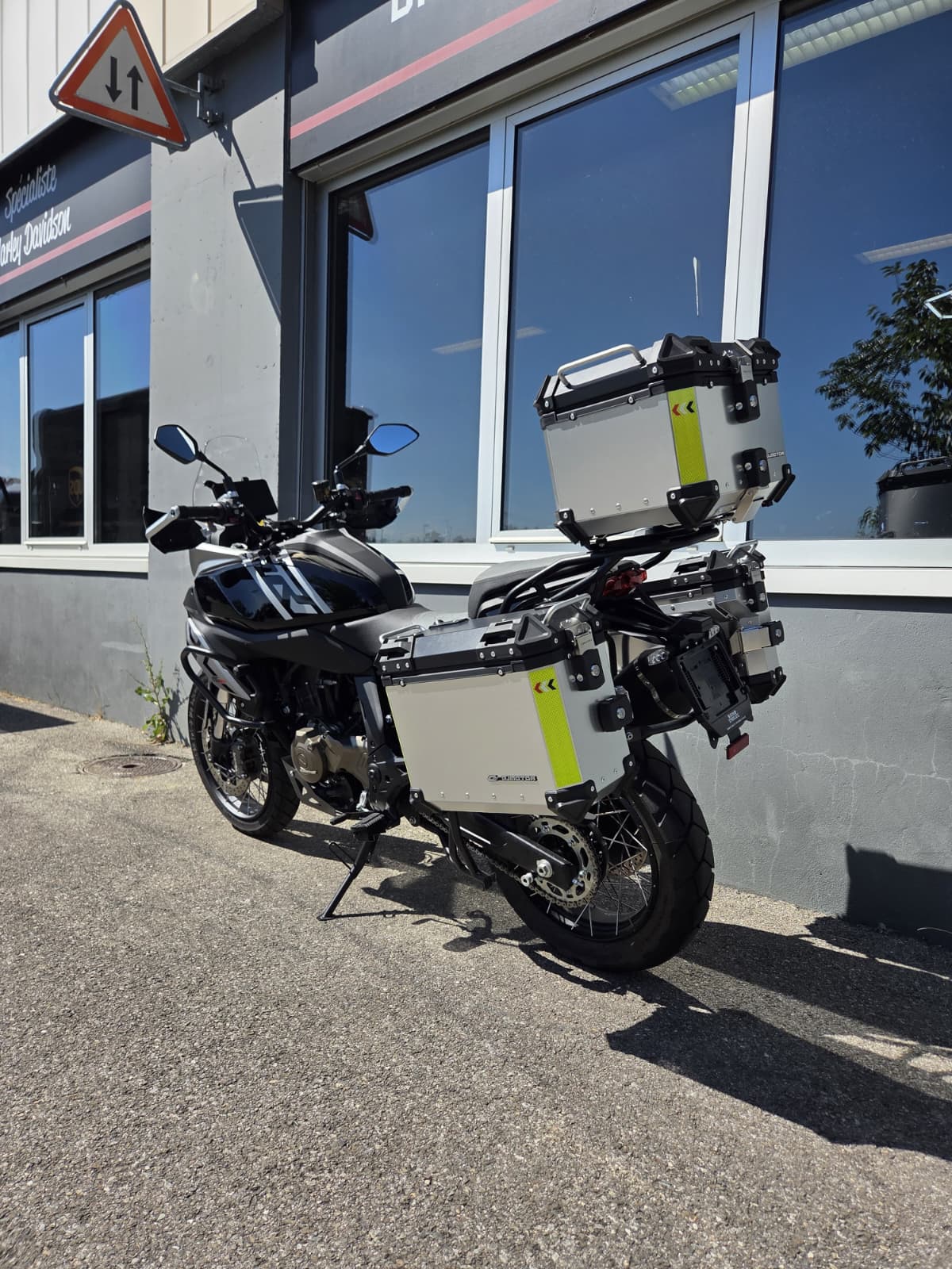 QJ SRT 600 SX-image-3