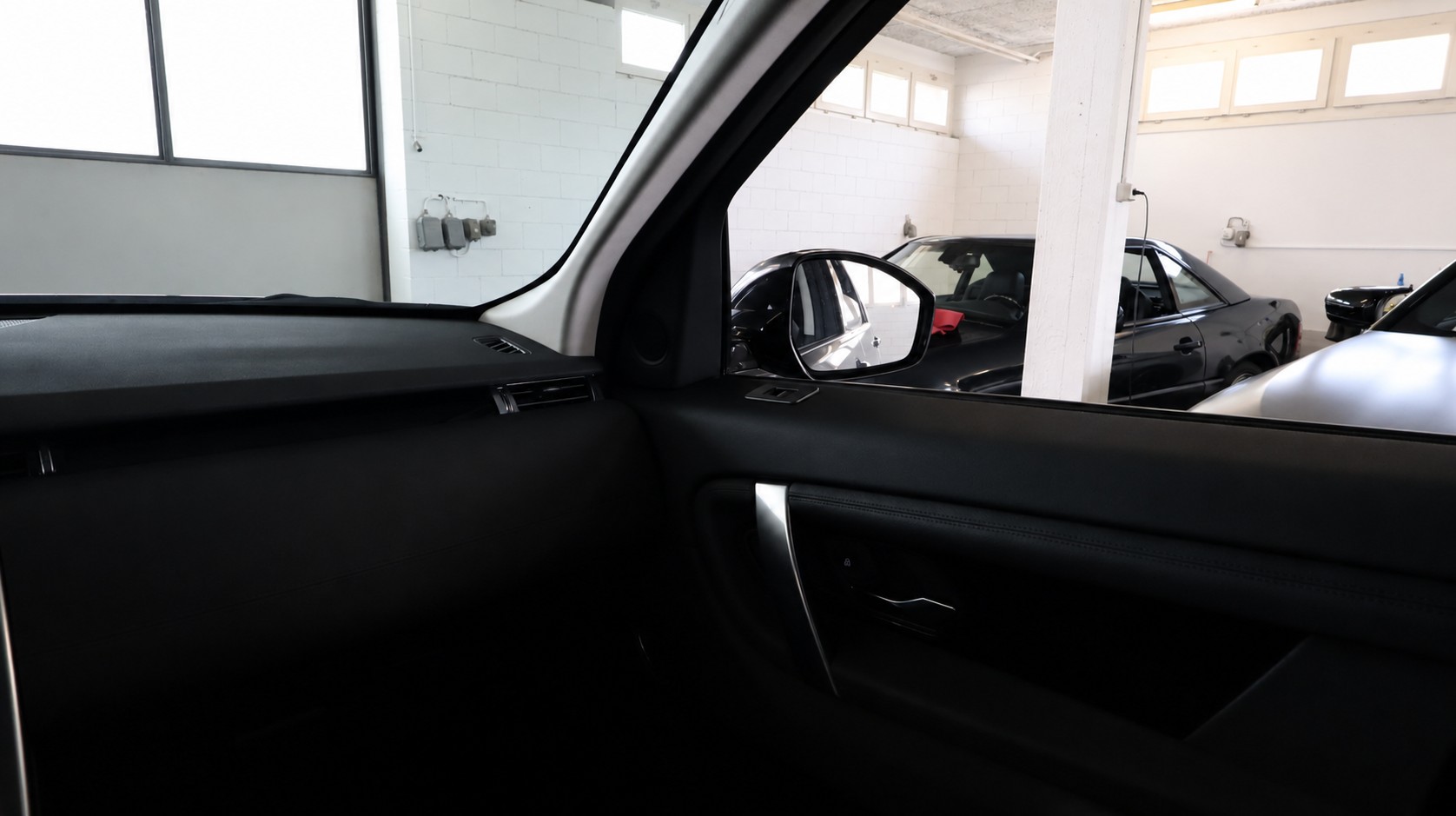 LAND ROVER Discovery Sport 2.0 SD4 200 SE-image-13