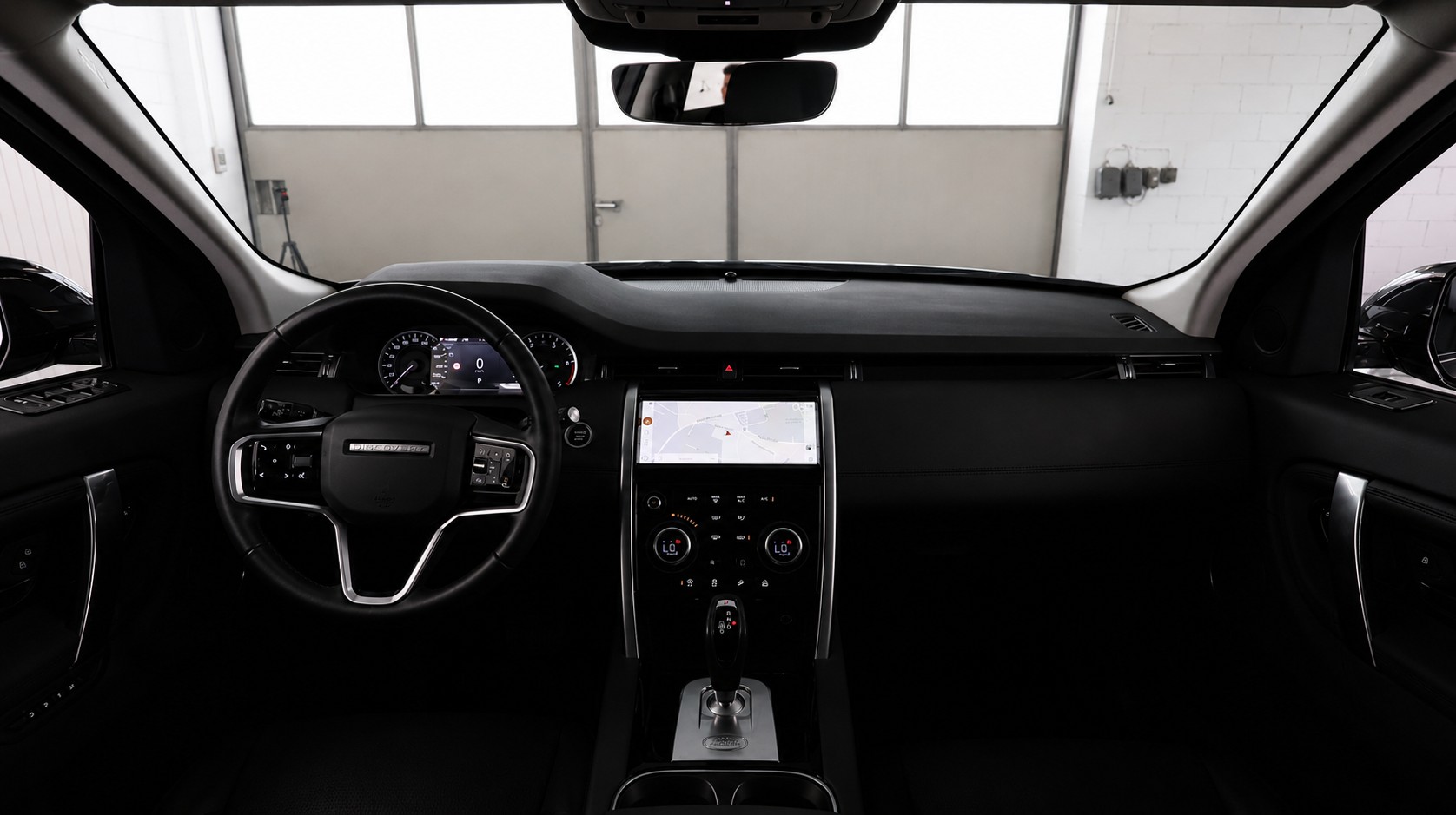LAND ROVER Discovery Sport 2.0 SD4 200 SE-image-5