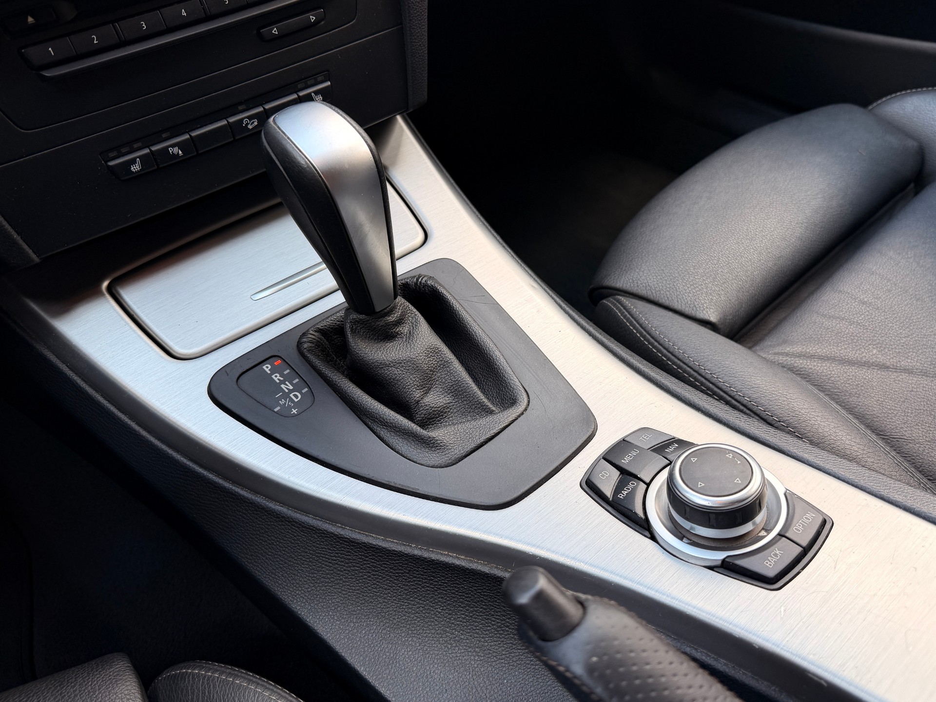 BMW 330d xDrive Touring Steptronic-image-16
