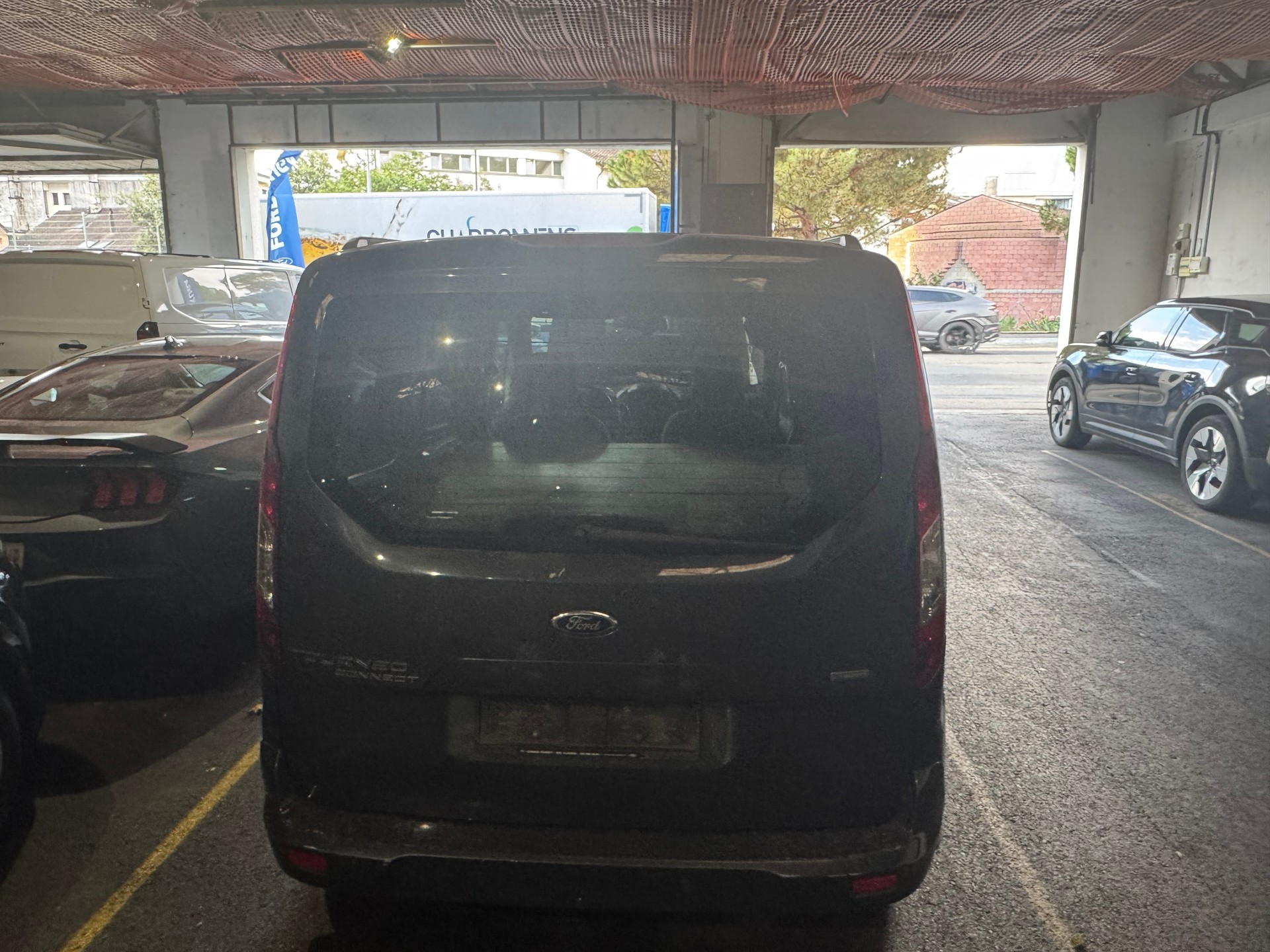 FORD Tourneo Connect 1.6 SCTi Titanium Automatic-image-4