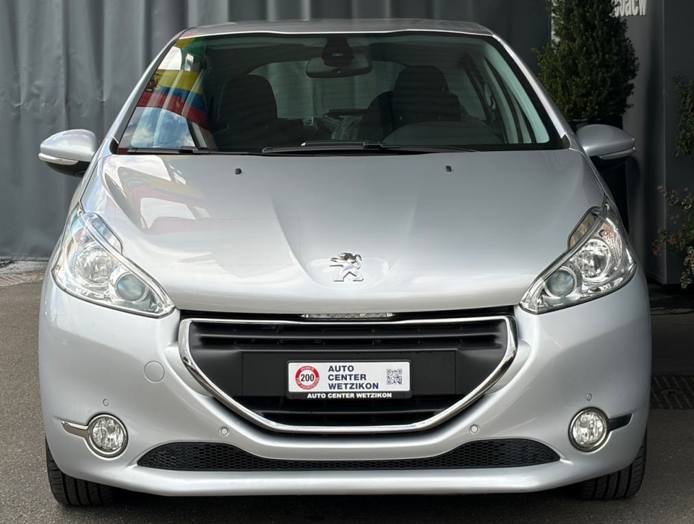PEUGEOT 208 1.6 VTI Allure Automatik-image-0