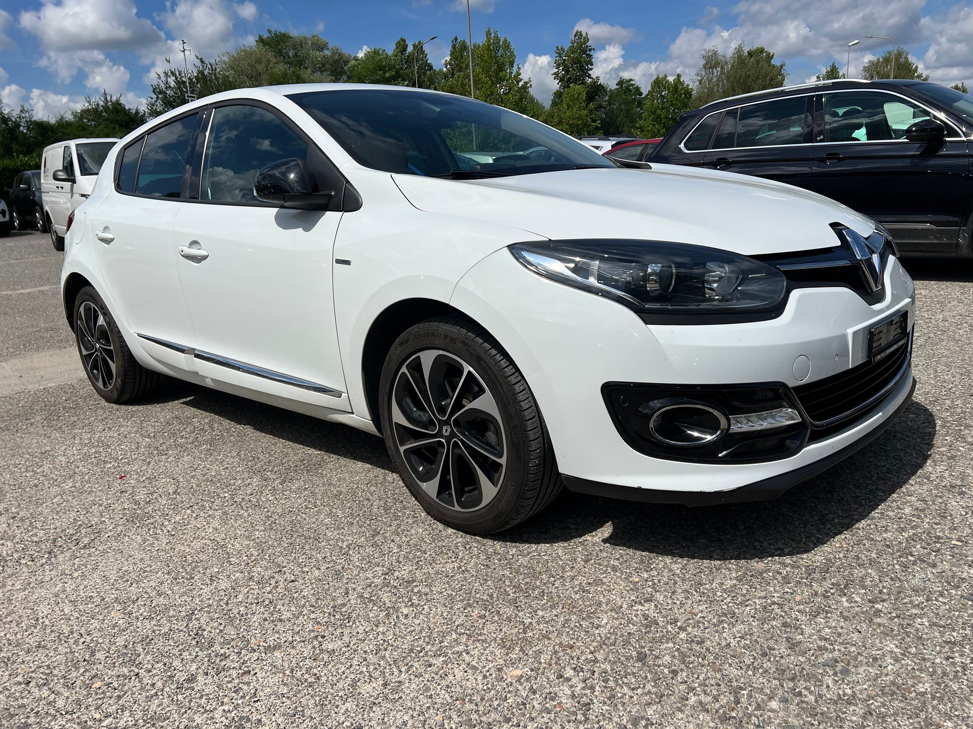 RENAULT Mégane 1.5 dCi Swiss Edition EDC-image-1