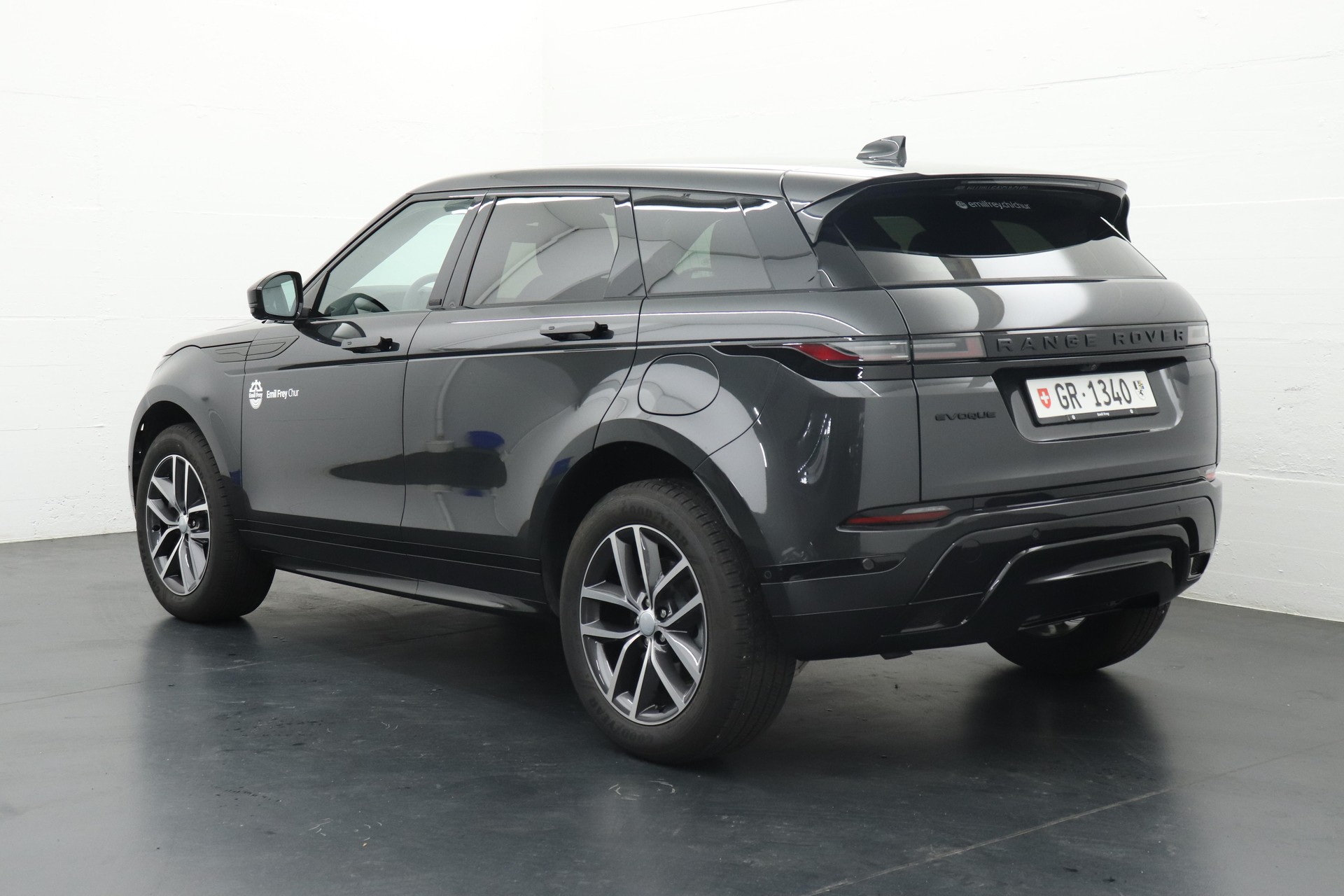 LAND ROVER Range Rover Evoque 1.5 T 270e Dynamic SE-image-6