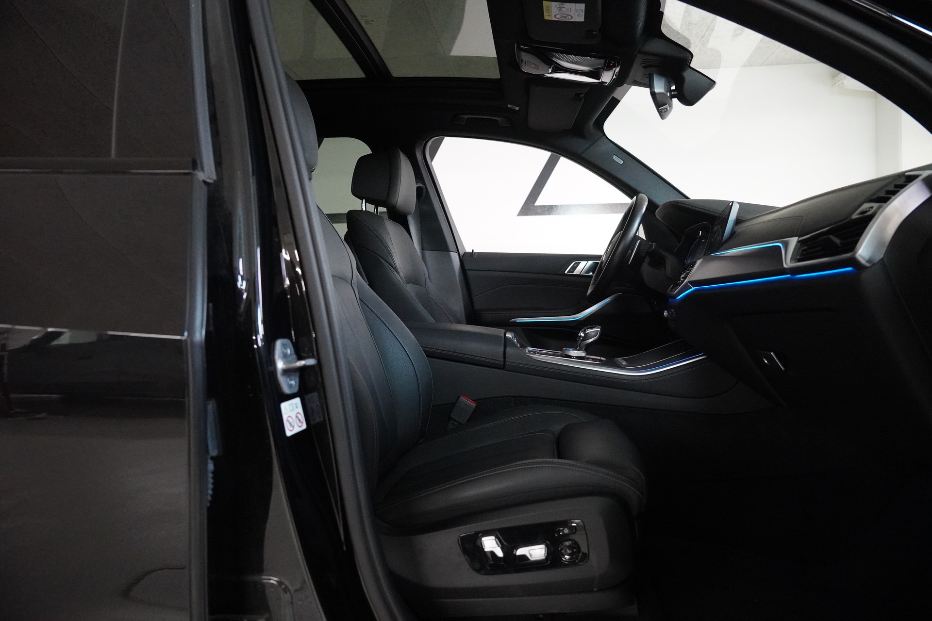 BMW X5 xDrive45e M Sport Steptronic-image-14