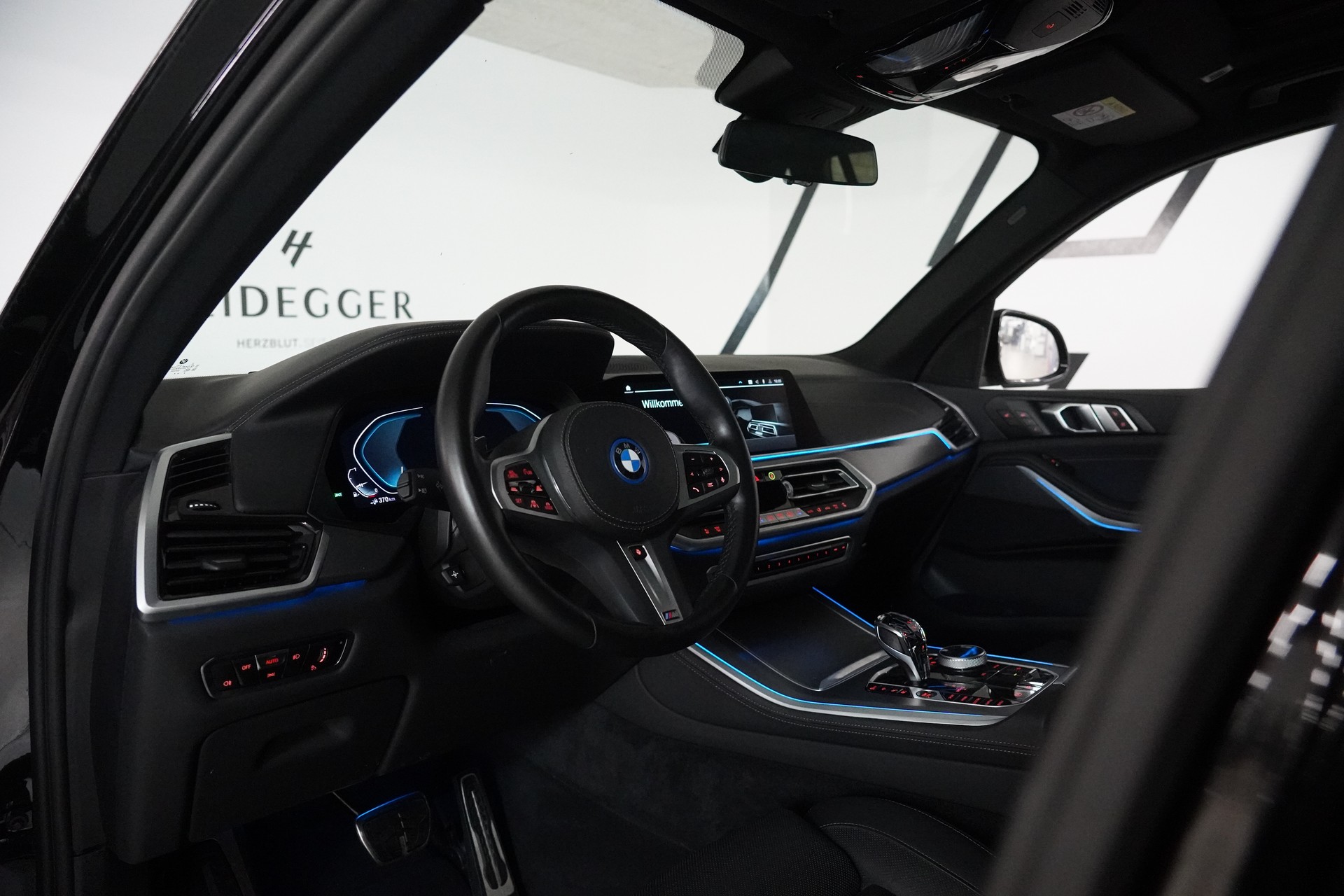 BMW X5 xDrive45e M Sport Steptronic-image-24