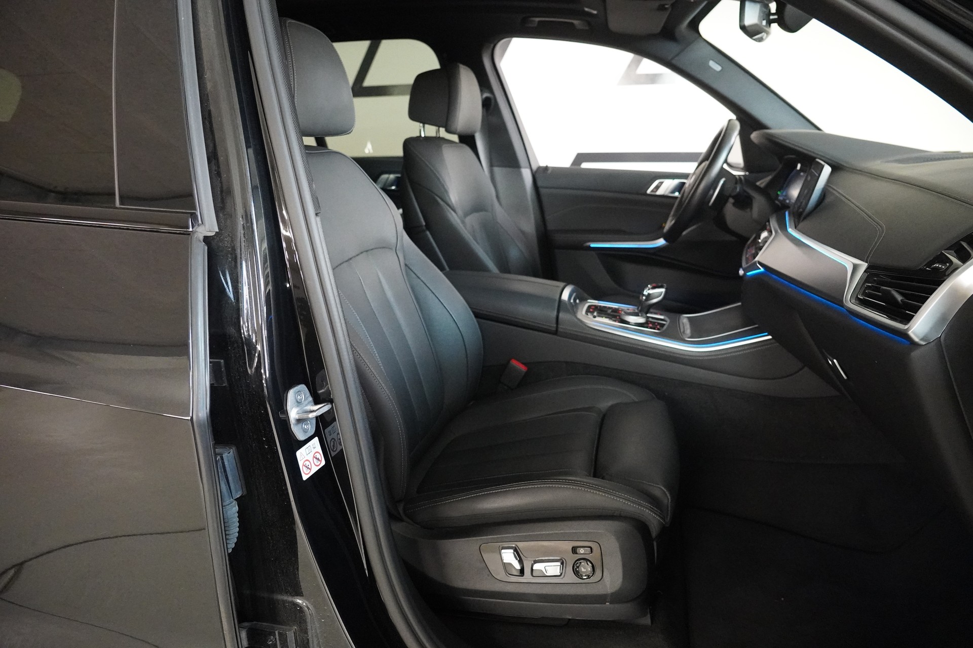 BMW X5 xDrive45e M Sport Steptronic-image-15