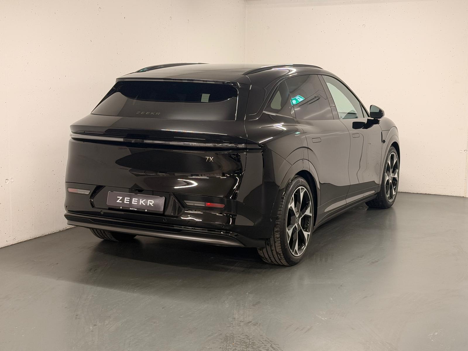 ZEEKR 7X Privilege AWD-image-17