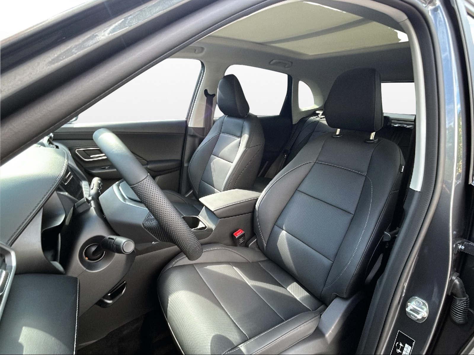 MG ZS 1.5 Hybrid+ Luxury-image-8