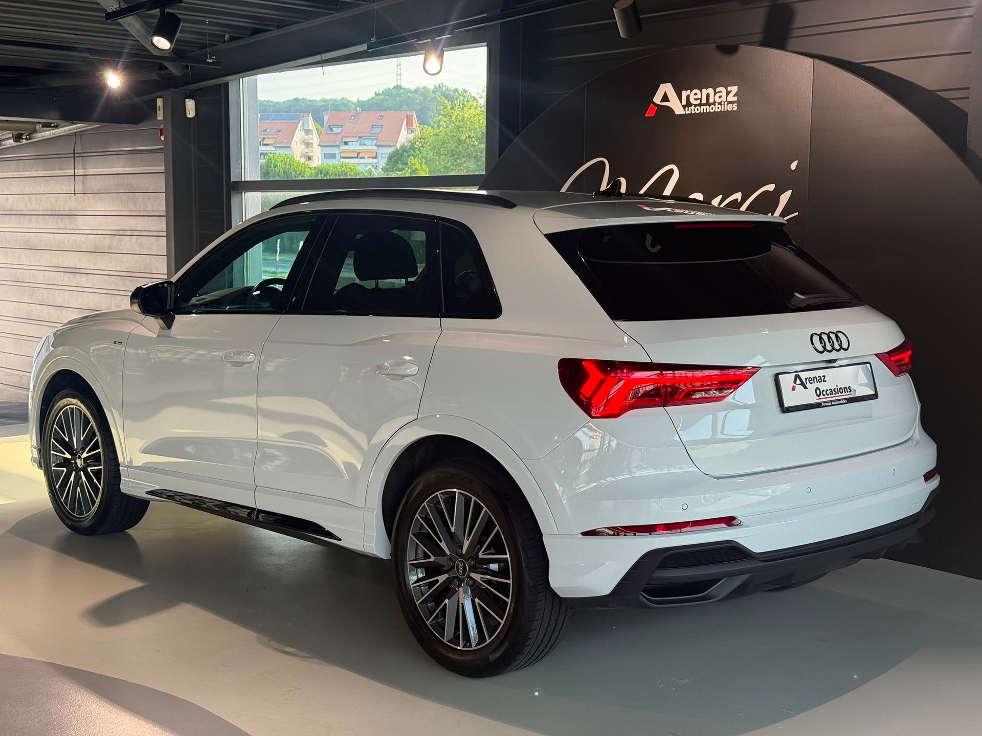 AUDI Q3 Sportback 35 TFSI S line Attraction S-tronic-image-4