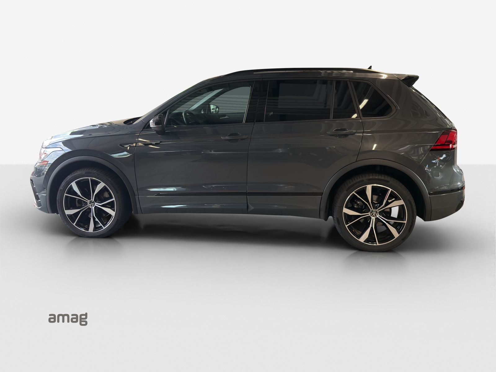 VW Tiguan 2.0TSI R-Line 4Motion DSG-image-1