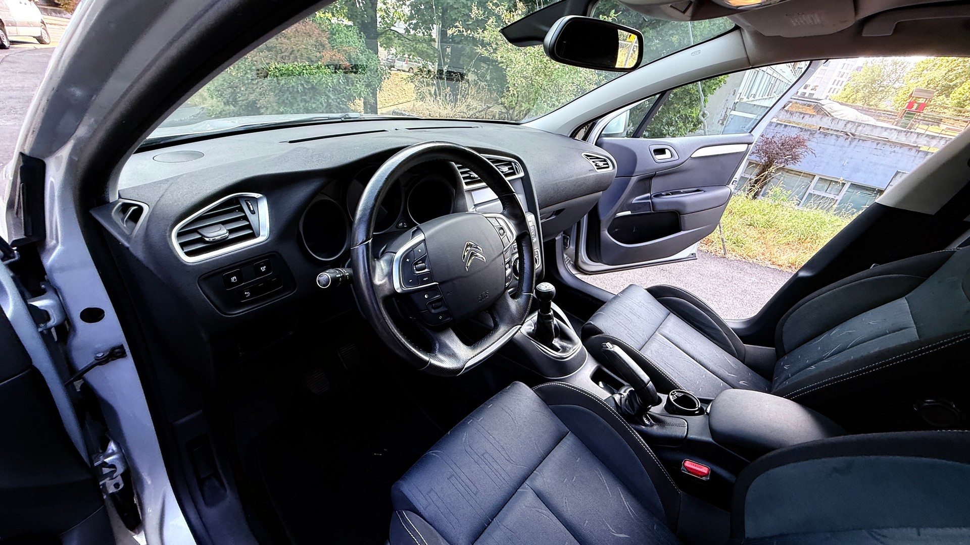 CITROEN C4 Berline 1.6 VTi Séduction-image-10