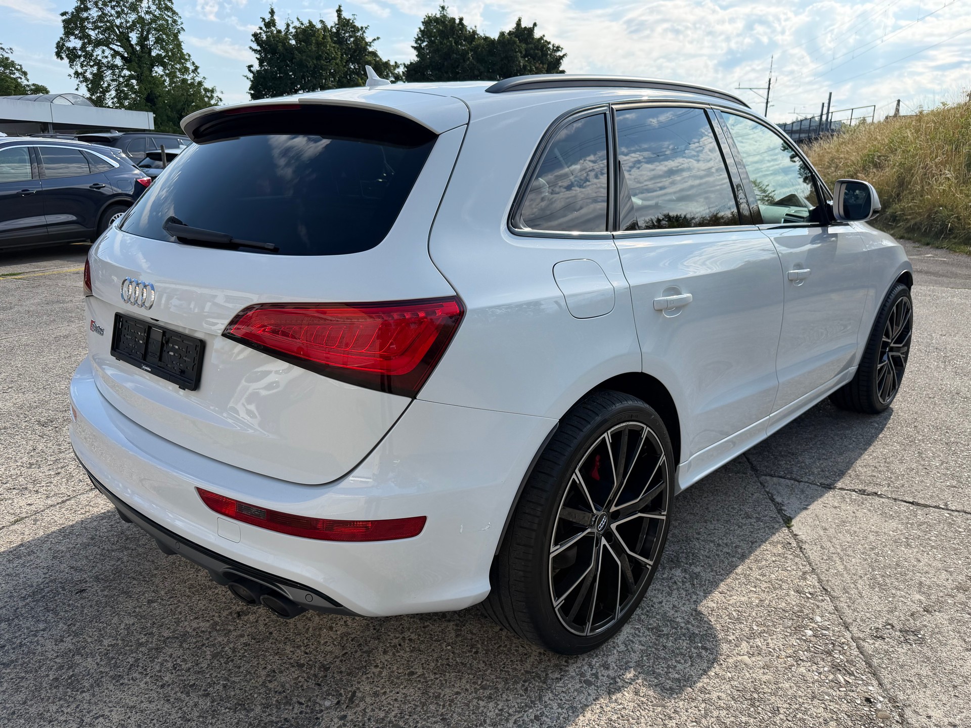 AUDI SQ5 3.0 TDI quattro tiptronic-image-4