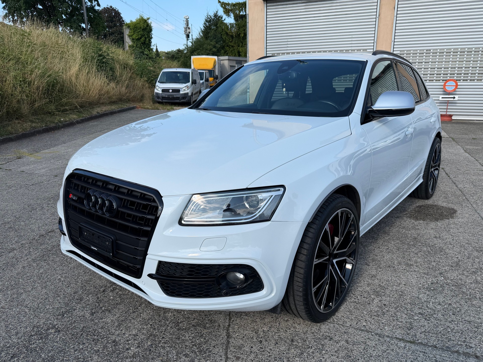 AUDI SQ5 3.0 TDI quattro tiptronic-image-0