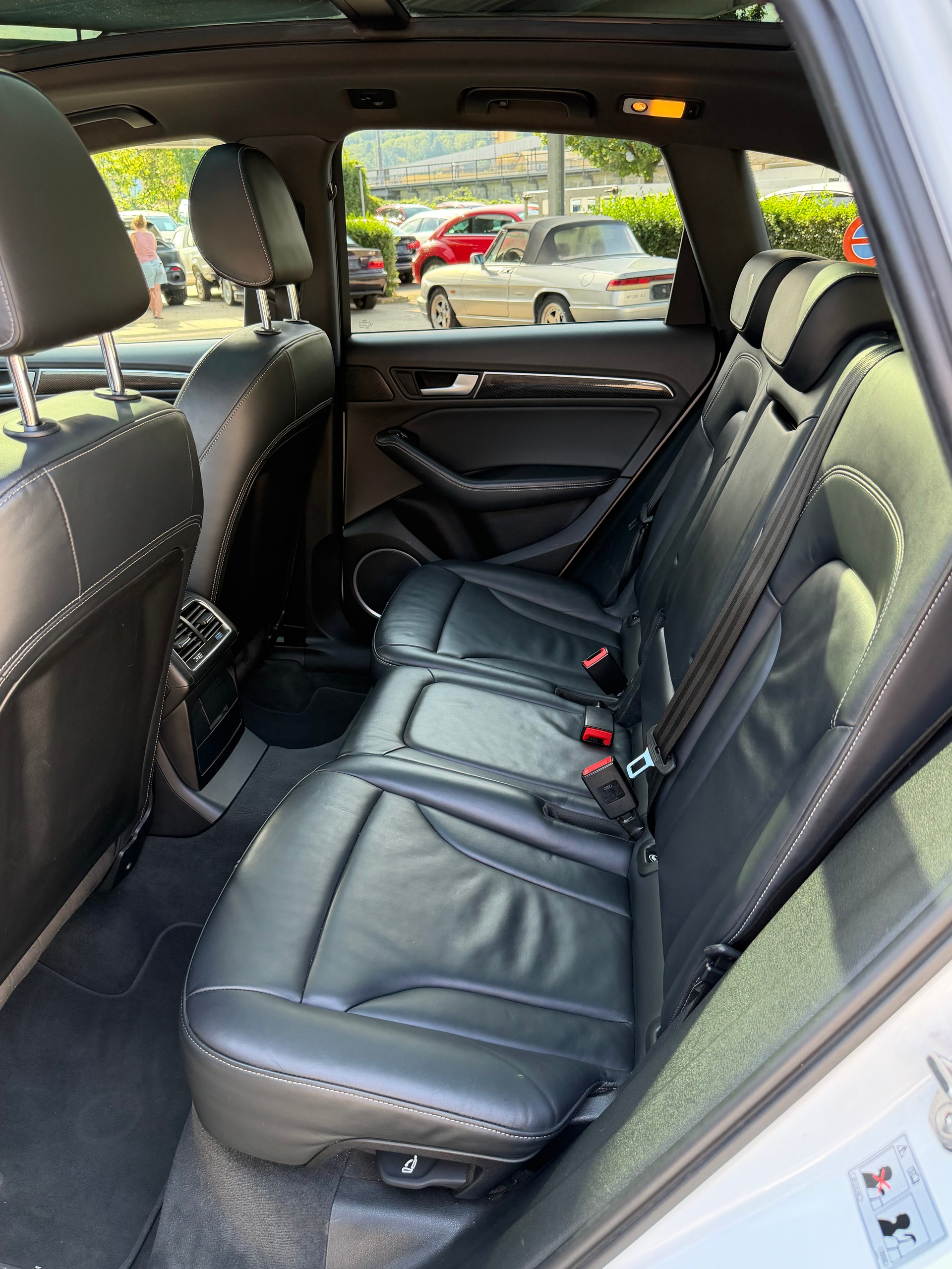 AUDI SQ5 3.0 TDI quattro tiptronic-image-14