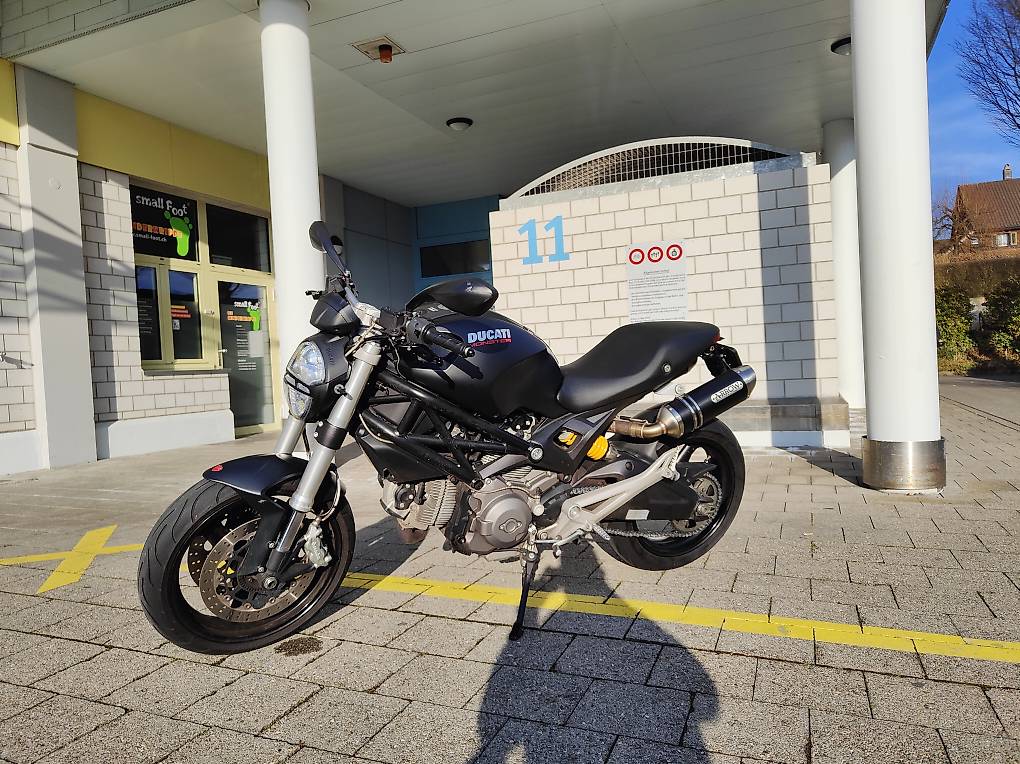 DUCATI Monster 696M ABS-image-2