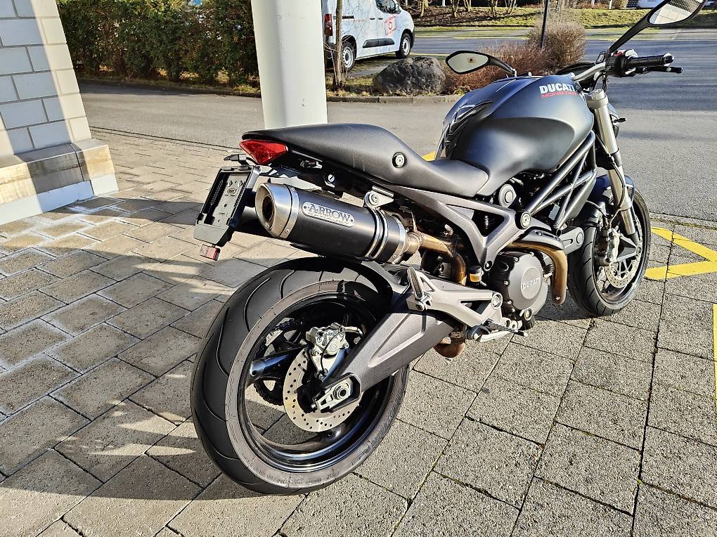 DUCATI Monster 696M ABS-image-1