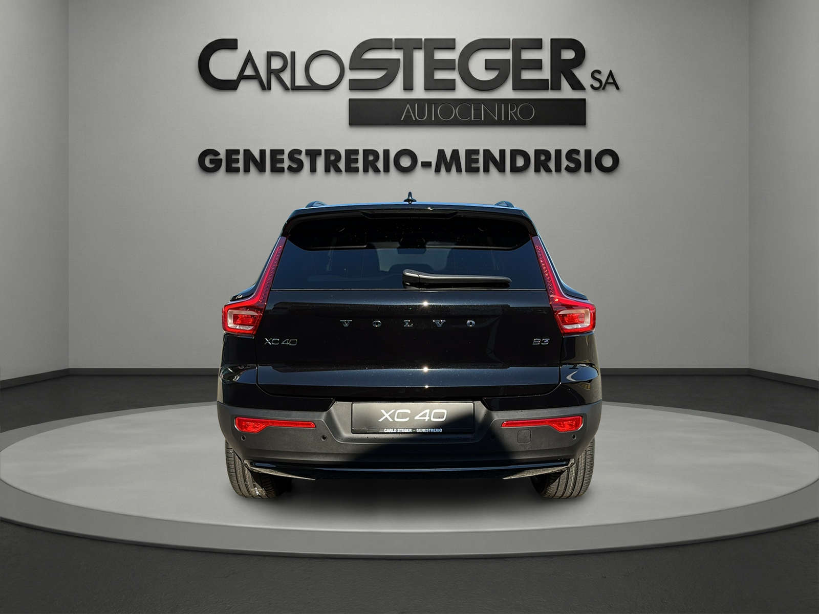 VOLVO XC40 B3 Benzin Mild Hybrid Plus Dark DCT-image-7