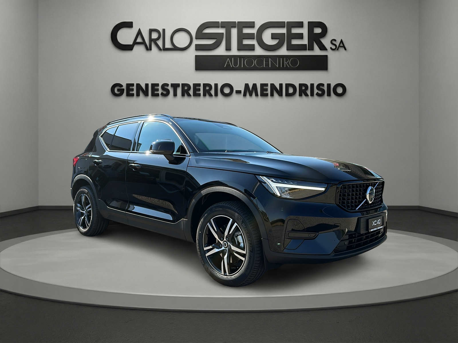 VOLVO XC40 B3 Benzin Mild Hybrid Plus Dark DCT-image-9