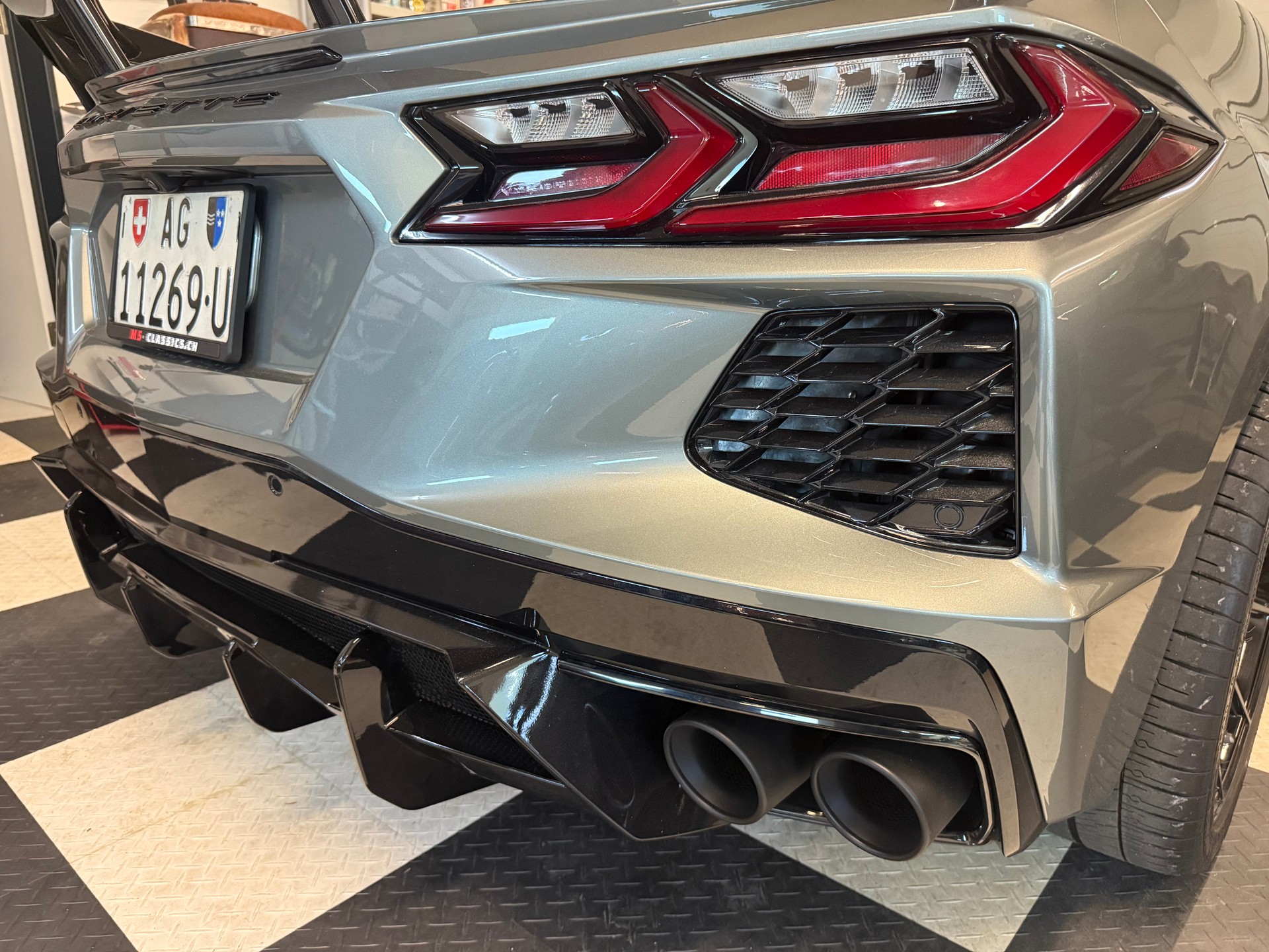 CHEVROLET CORVETTE-image-7