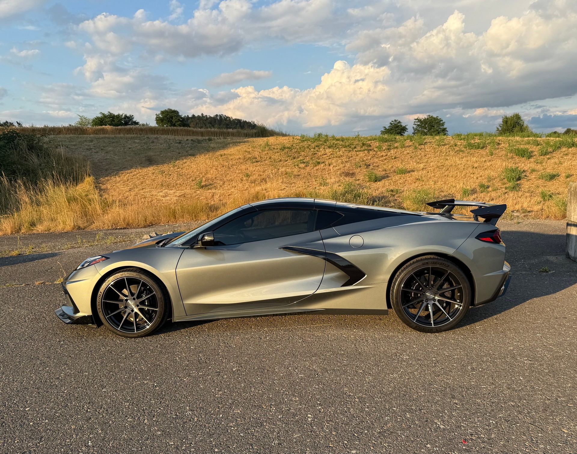 CHEVROLET CORVETTE-image-0