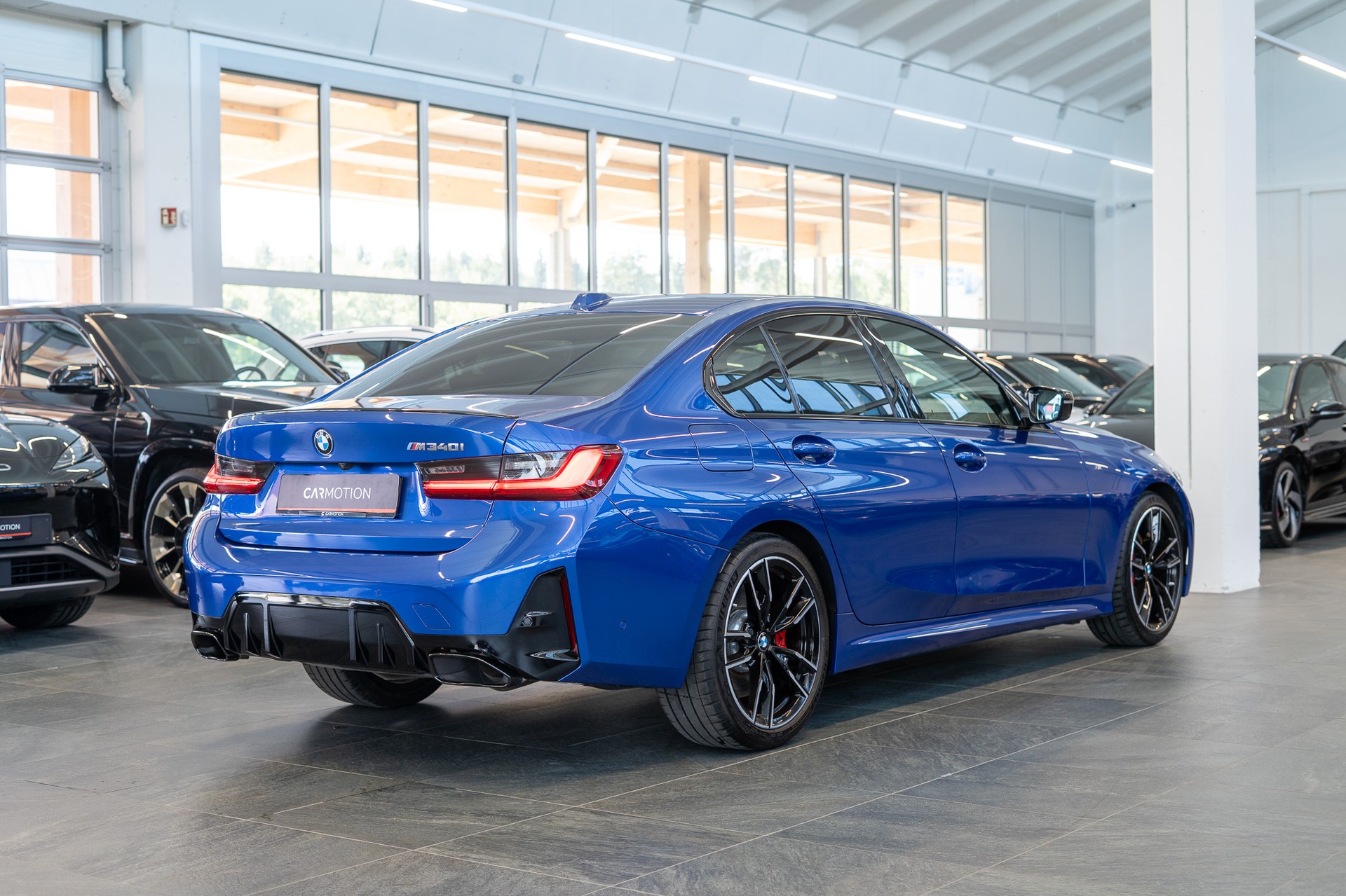BMW M340i xDrive / LCI / Head-Up / Carbon / 360° Kamera-image-6