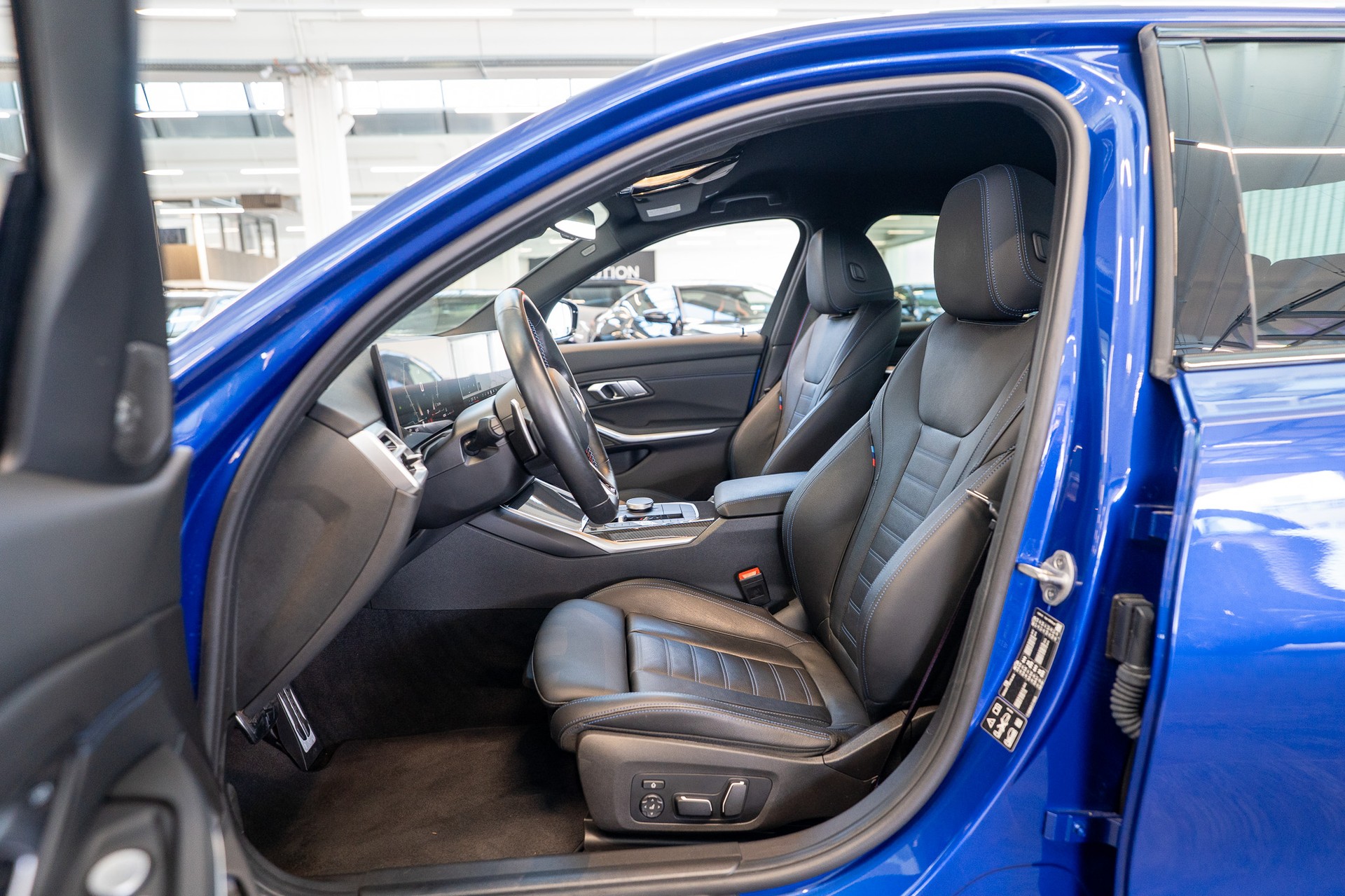 BMW M340i xDrive / LCI / Head-Up / Carbon / 360° Kamera-image-9