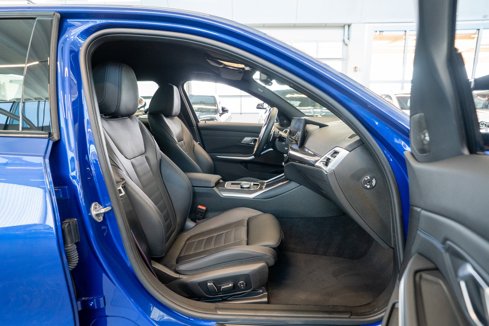 BMW M340i xDrive / LCI / Head-Up / Carbon / 360° Kamera-image-13