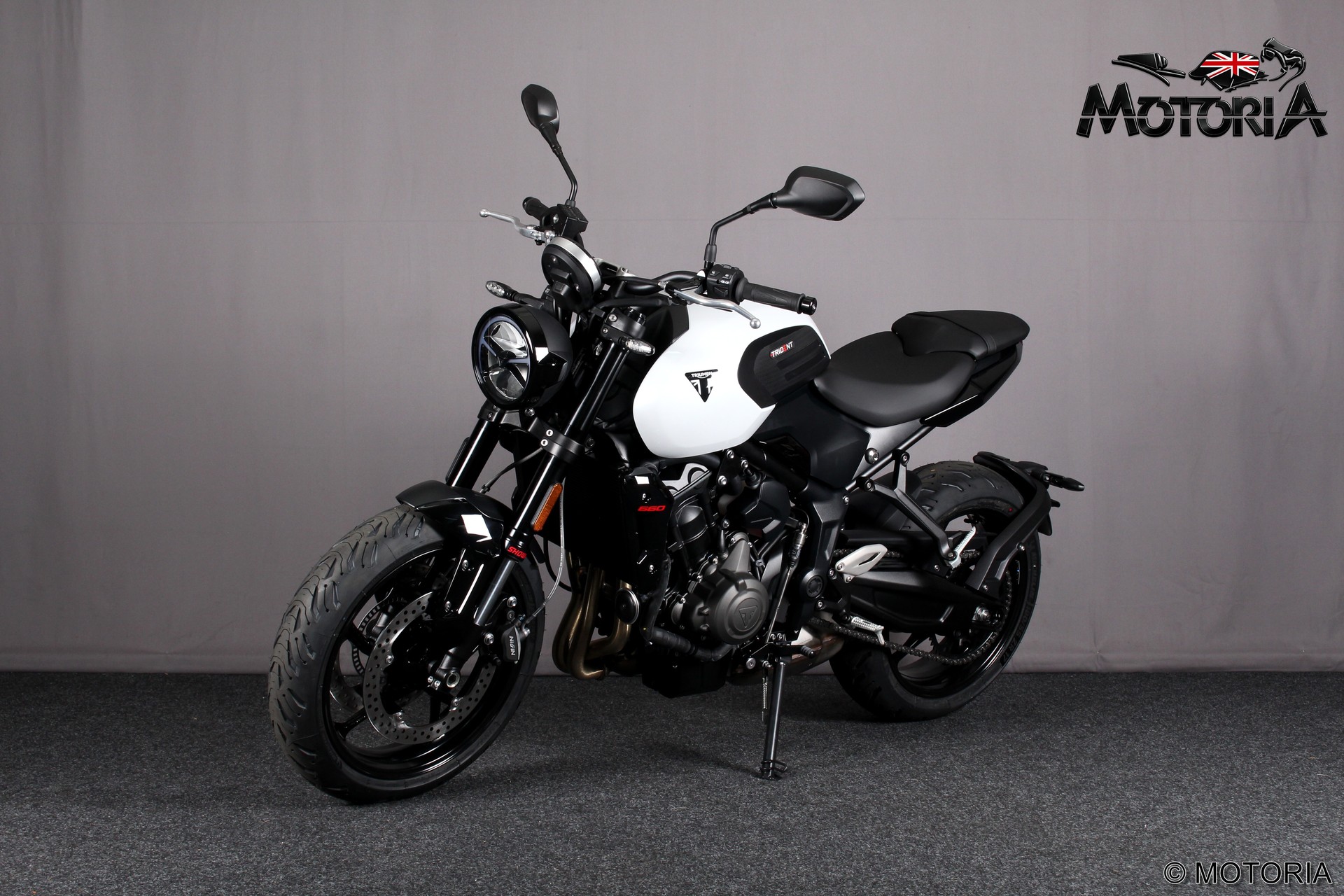 TRIUMPH Trident 660-image-6