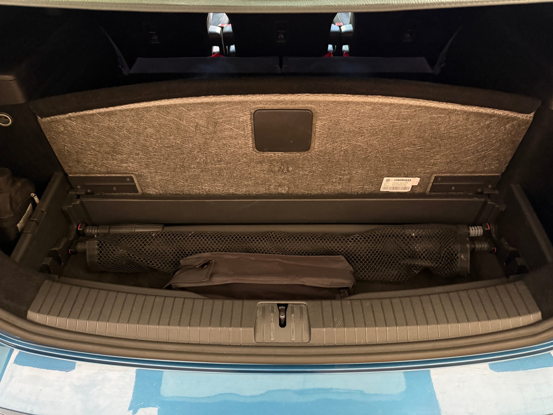 VW 1.5 TSI R-LINE Highline DSG-image-8