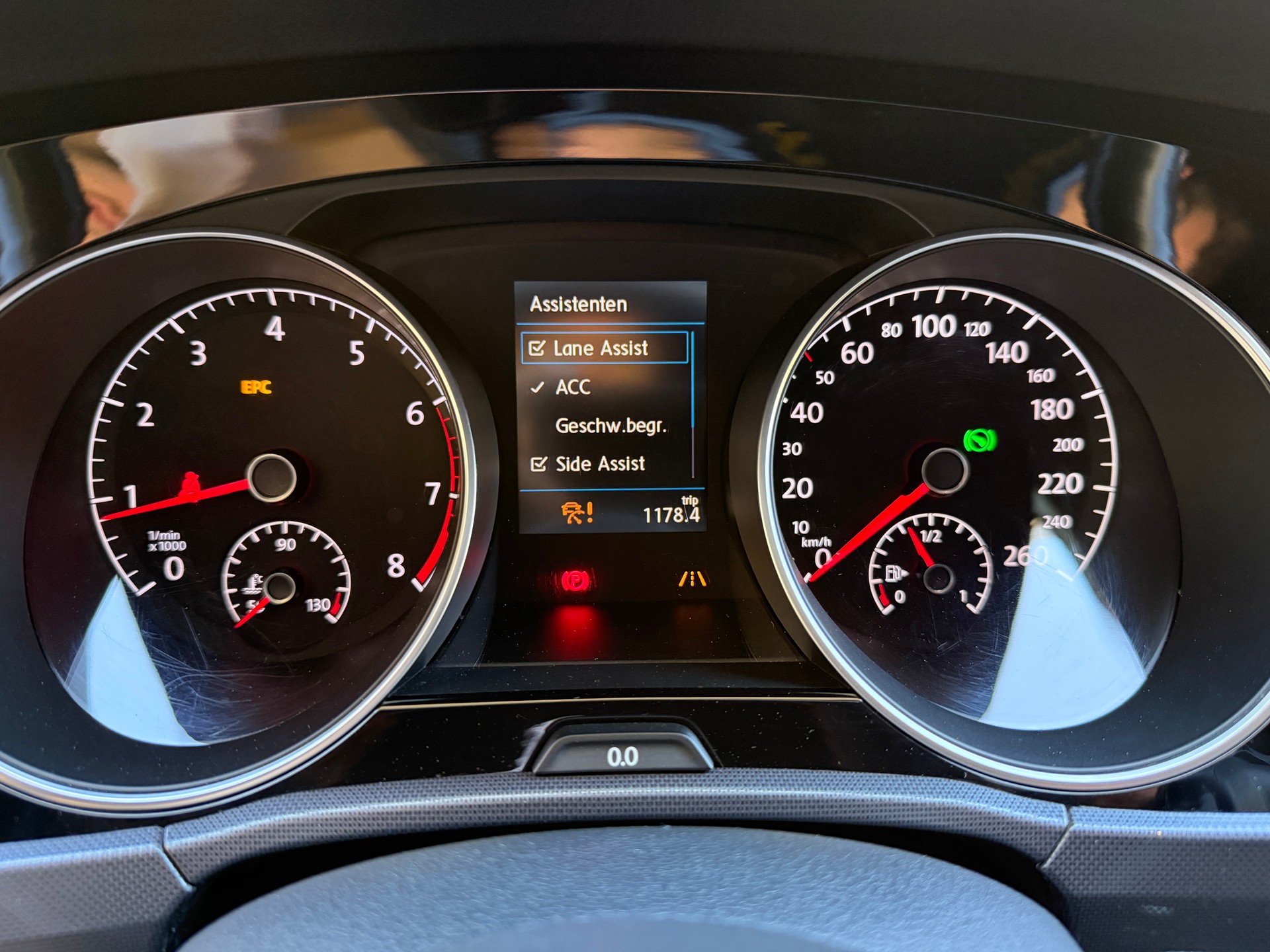 VW 1.5 TSI R-LINE Highline DSG-image-14
