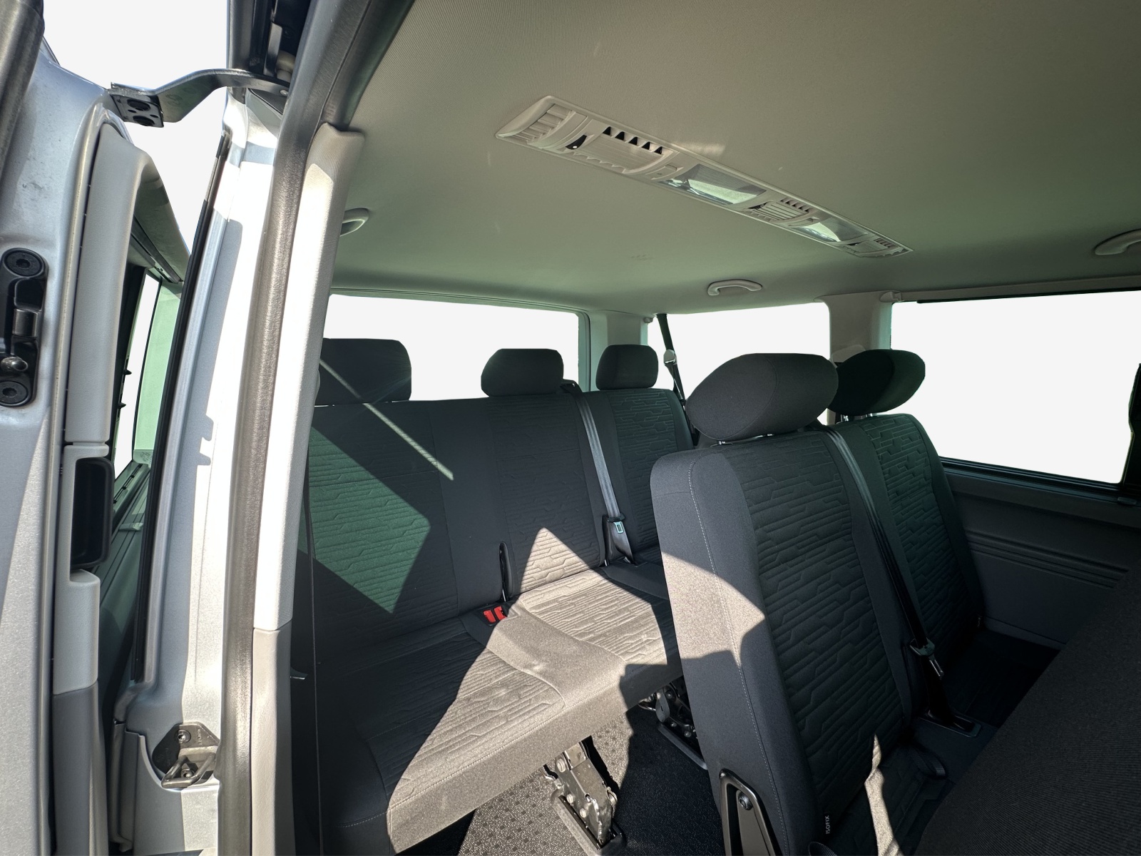 VW T6.1 Caravelle 2.0 Bi-TDI Comfortline 4Motion DSG-image-14