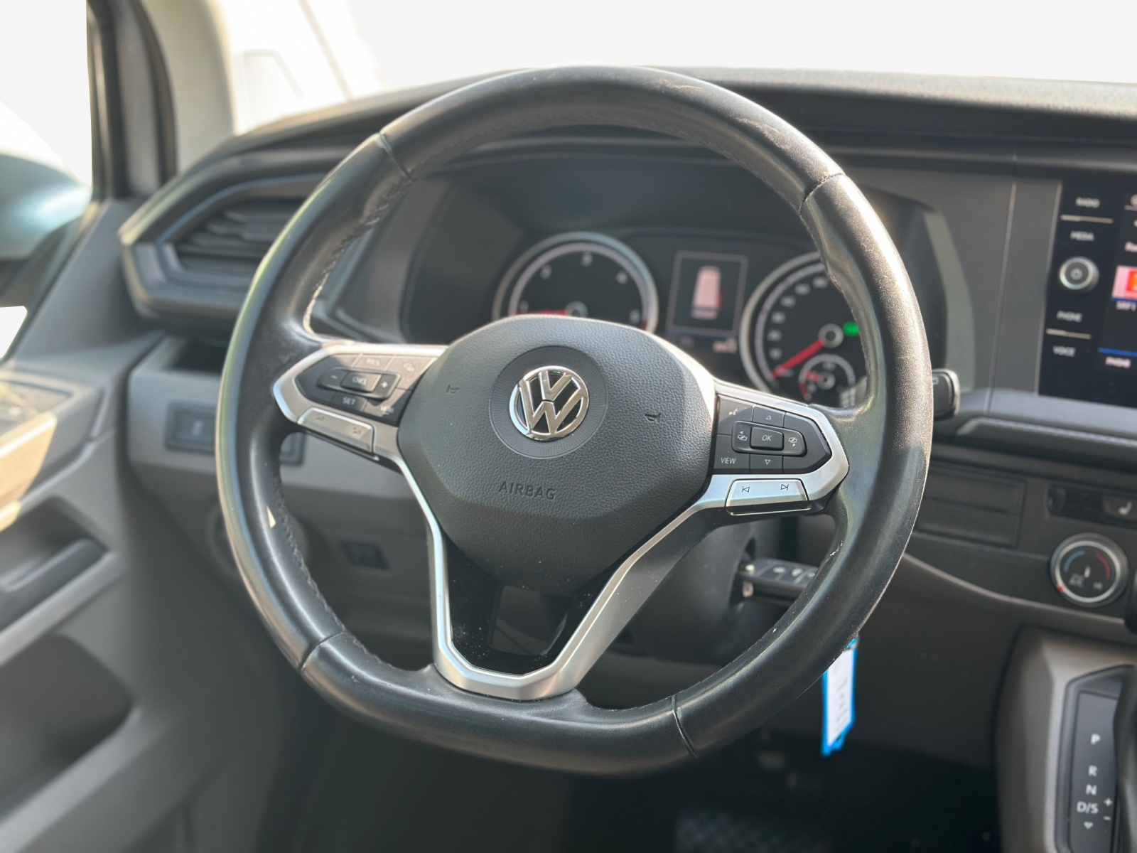 VW T6.1 Caravelle 2.0 Bi-TDI Comfortline 4Motion DSG-image-9