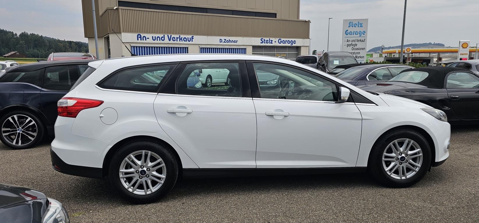 FORD Focus 1.6i VCT Titanium PowerShift-image-6