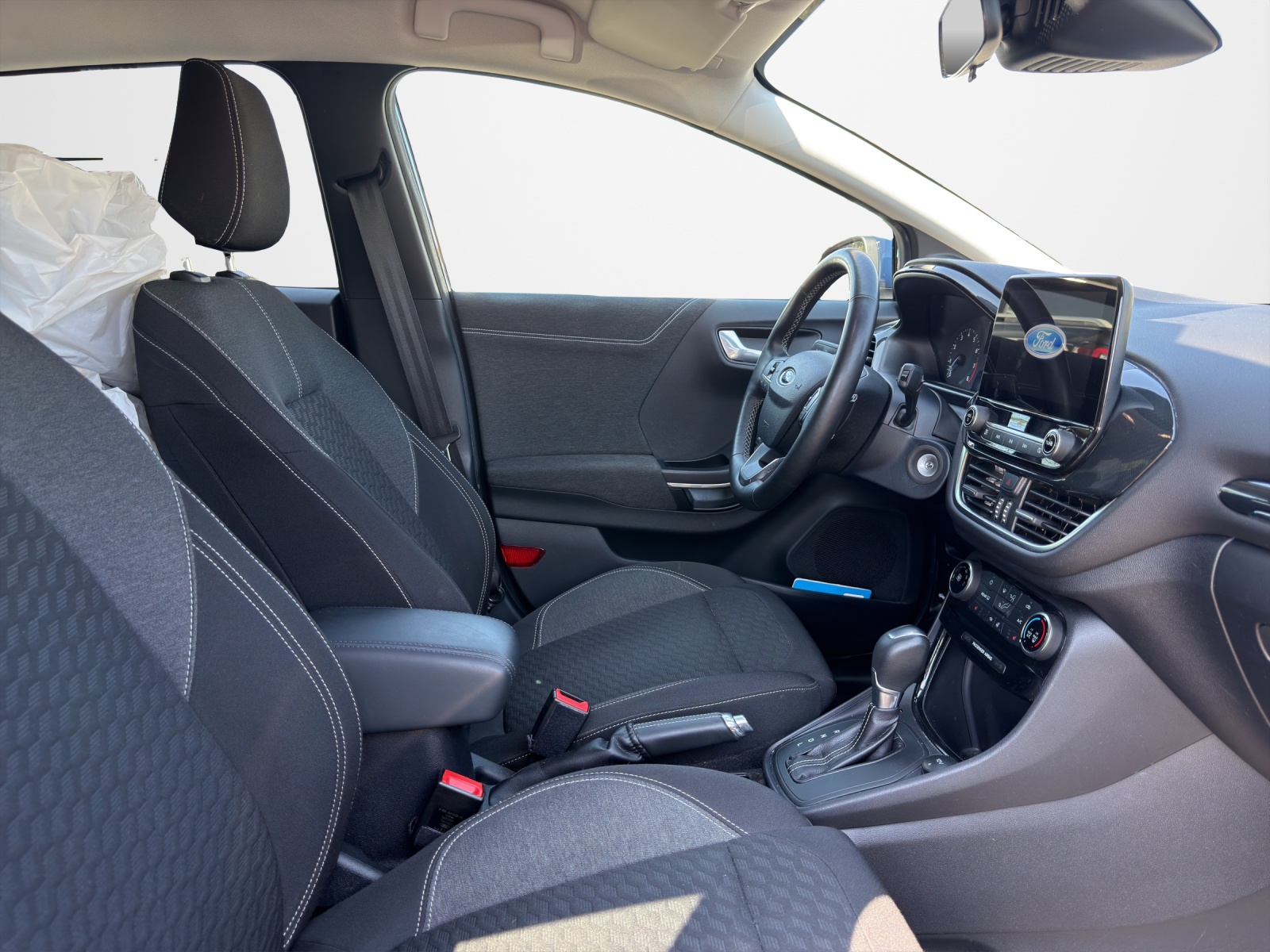 FORD Puma 1.0 EcoB Hybrid 125 Titanium-image-12
