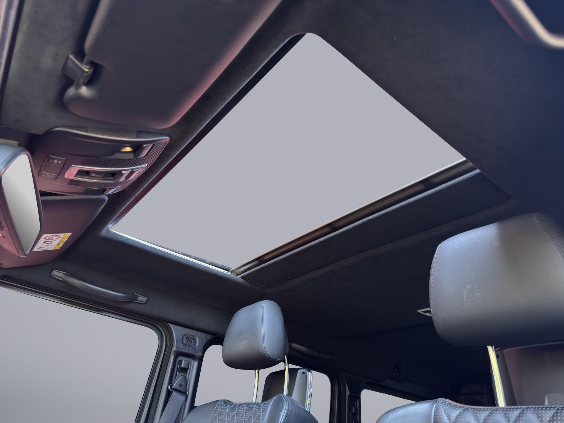 MERCEDES-BENZ G 63 AMG lang Wagon-image-19