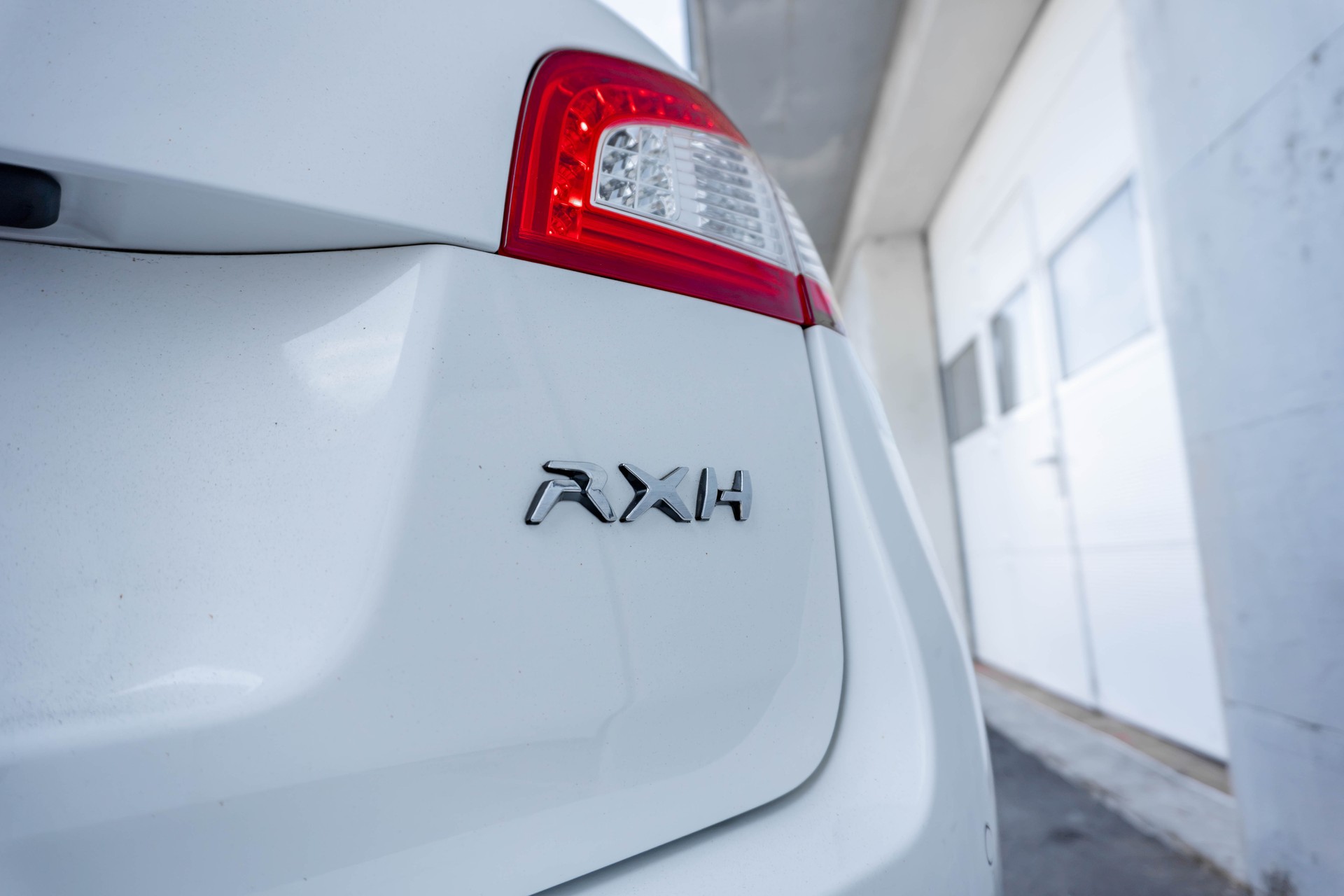 PEUGEOT 508 RXH 2.0 HDI Hybrid4 ETG6-image-6