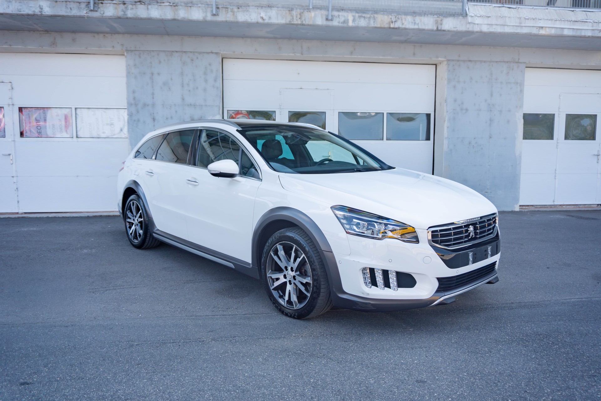 PEUGEOT 508 RXH 2.0 HDI Hybrid4 ETG6-image-0