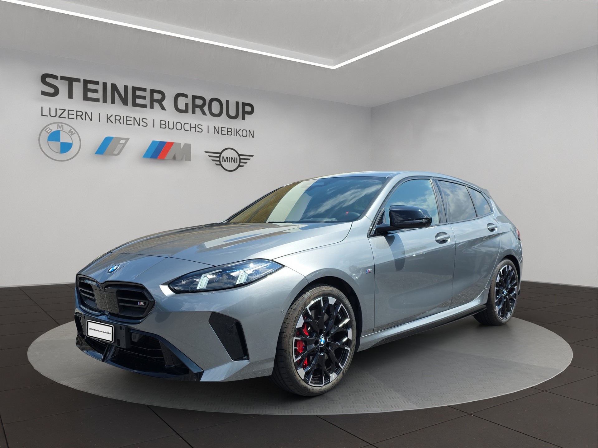 BMW M135 xDrive M Sport Pro-image-0